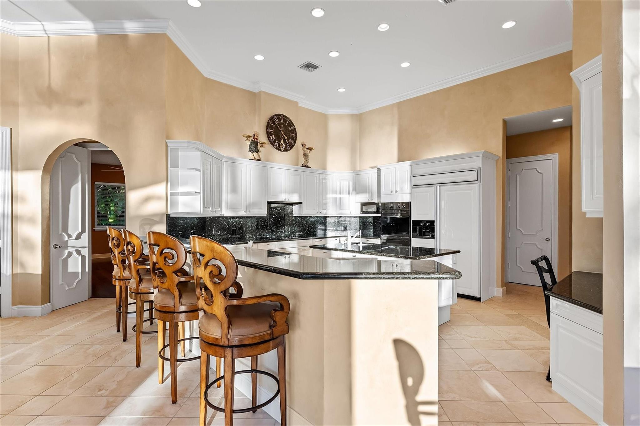 3060 Paddock Road, Weston