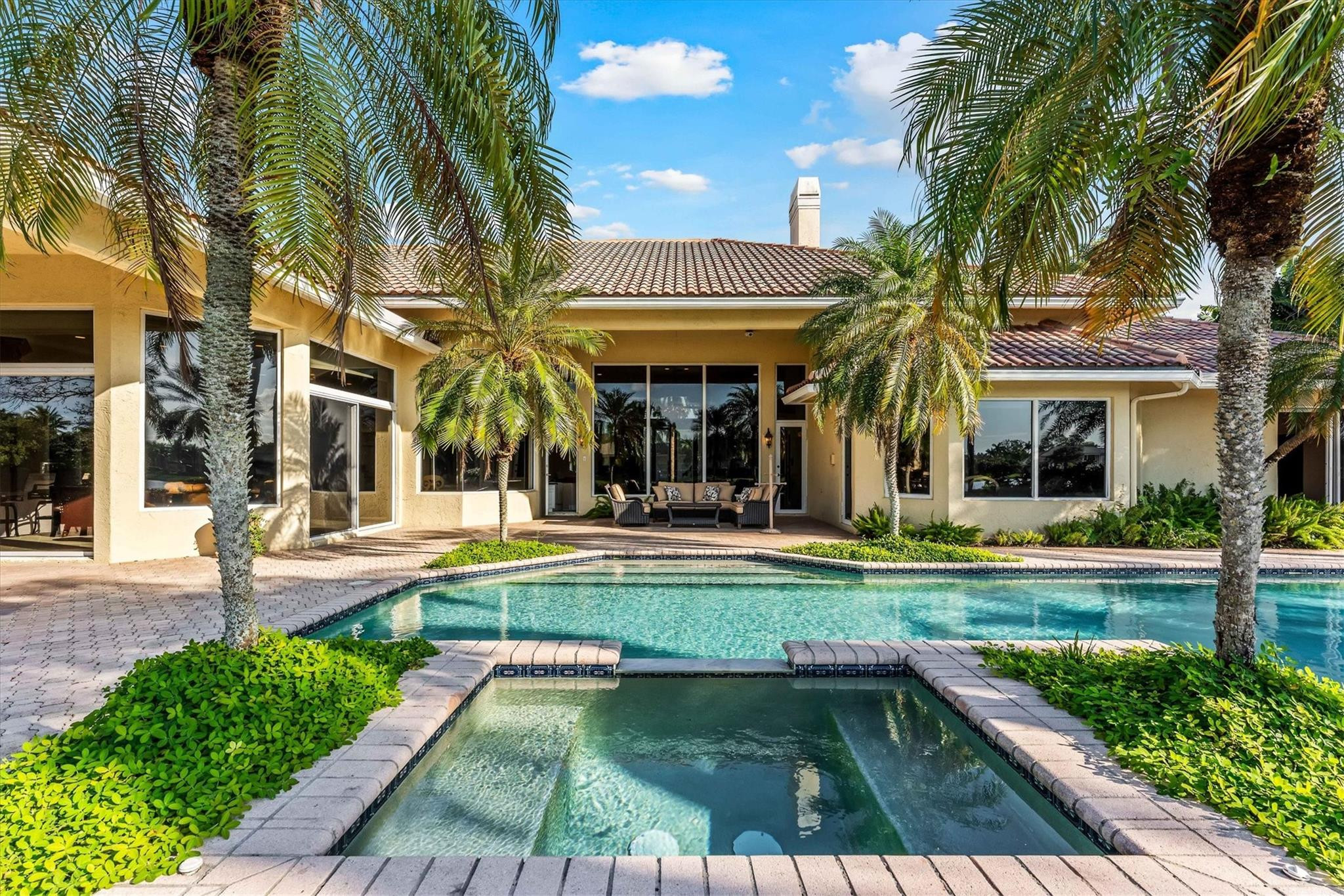 3060 Paddock Road, Weston