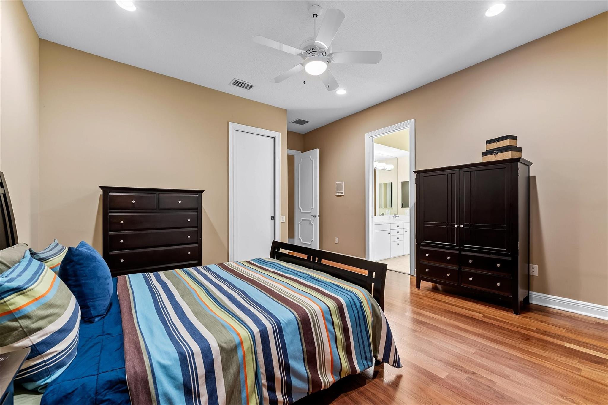 3060 Paddock Road, Weston