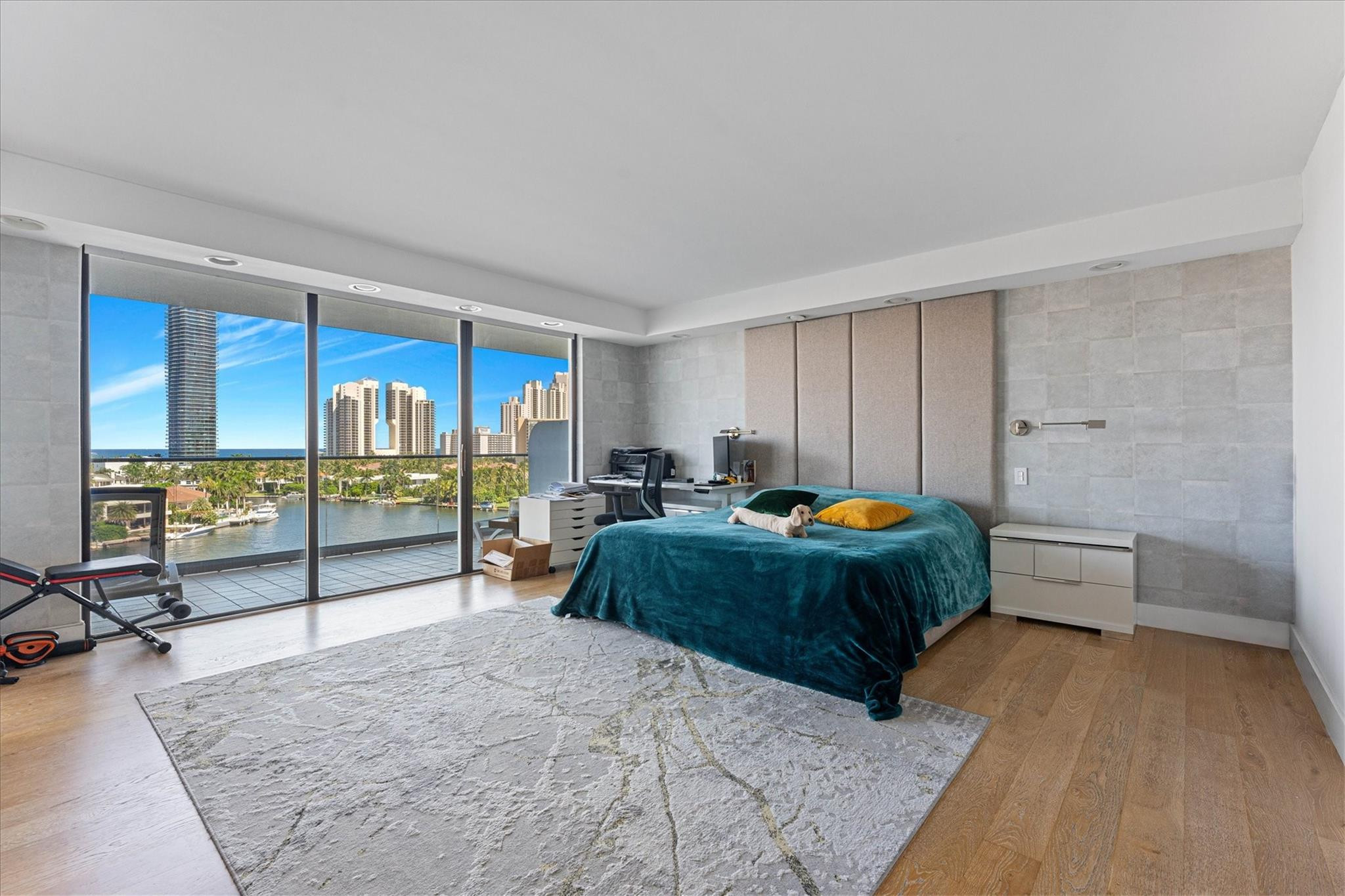 19707 Turnberry Way 9J