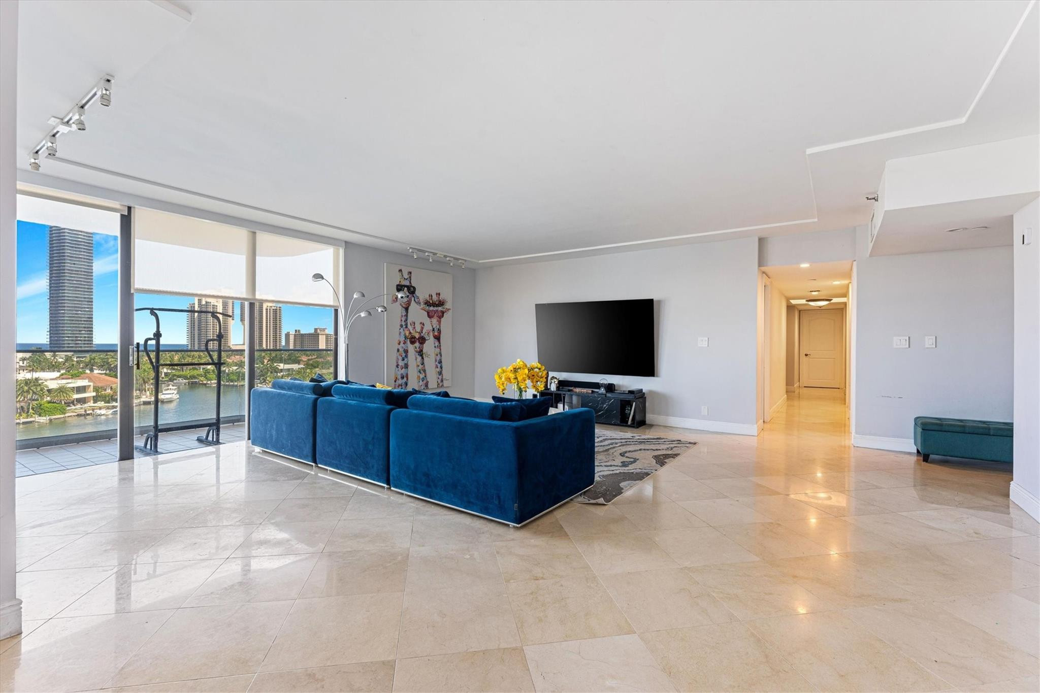 19707 Turnberry Way 9J