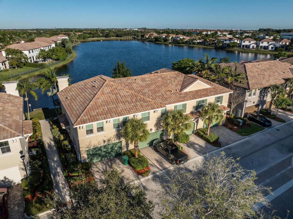 2939 Tortola Way 2939