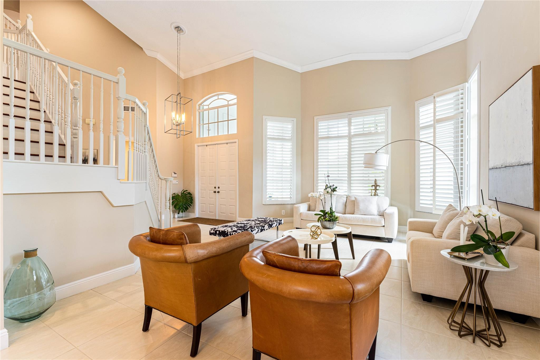 2527 Montclaire Circle
