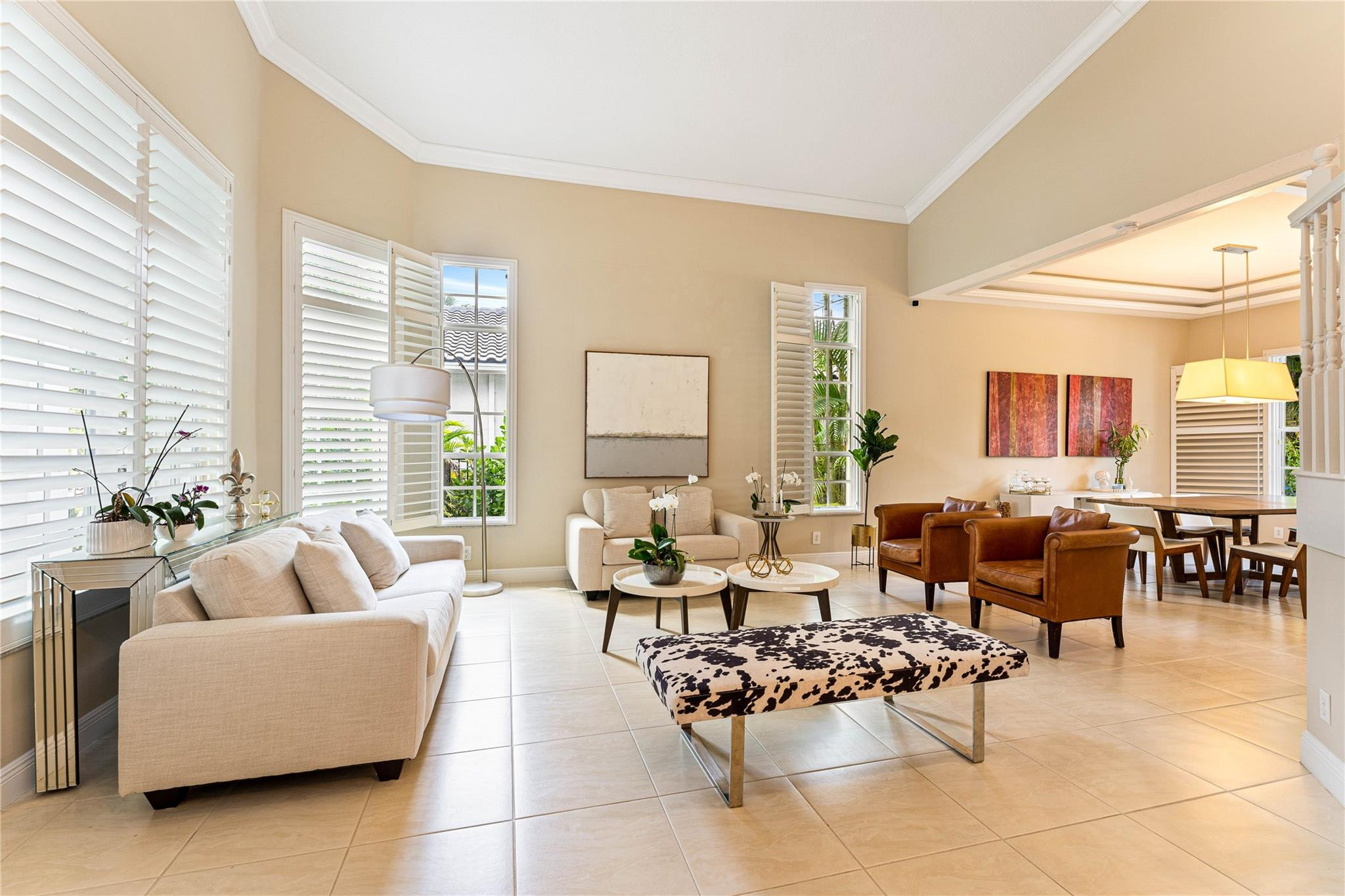 2527 Montclaire Circle