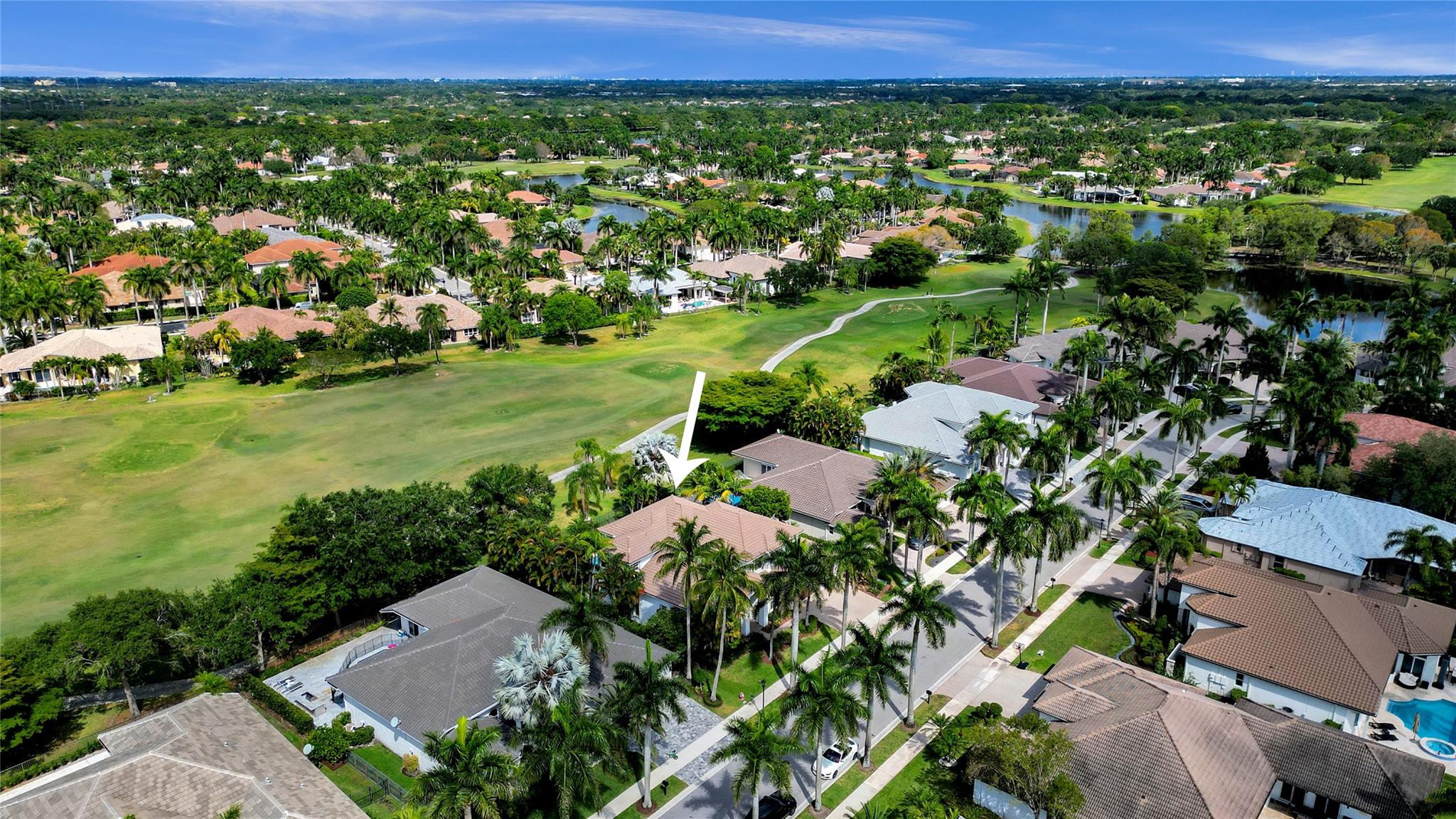 2527 Montclaire Circle