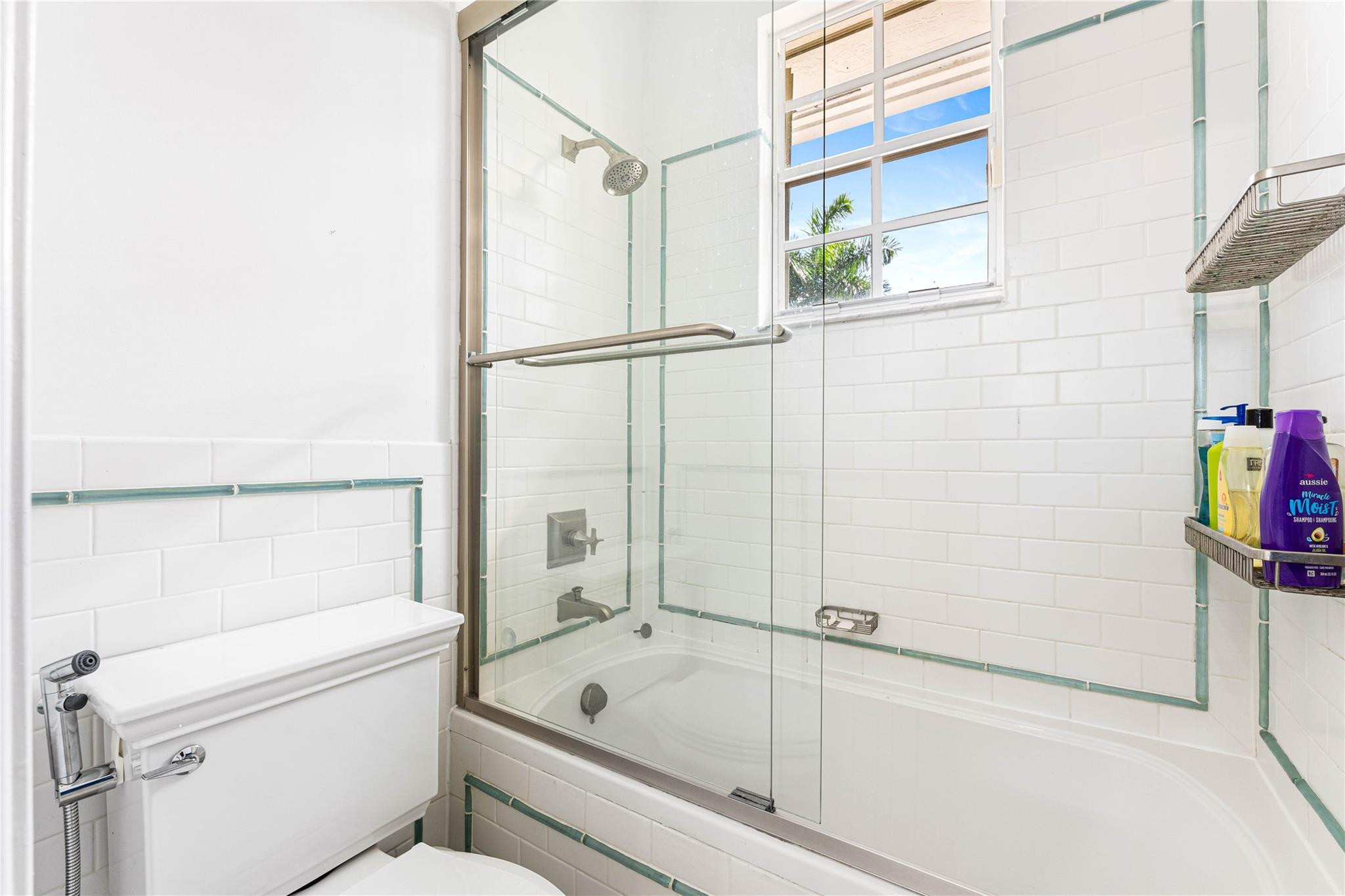 2527 Montclaire Circle