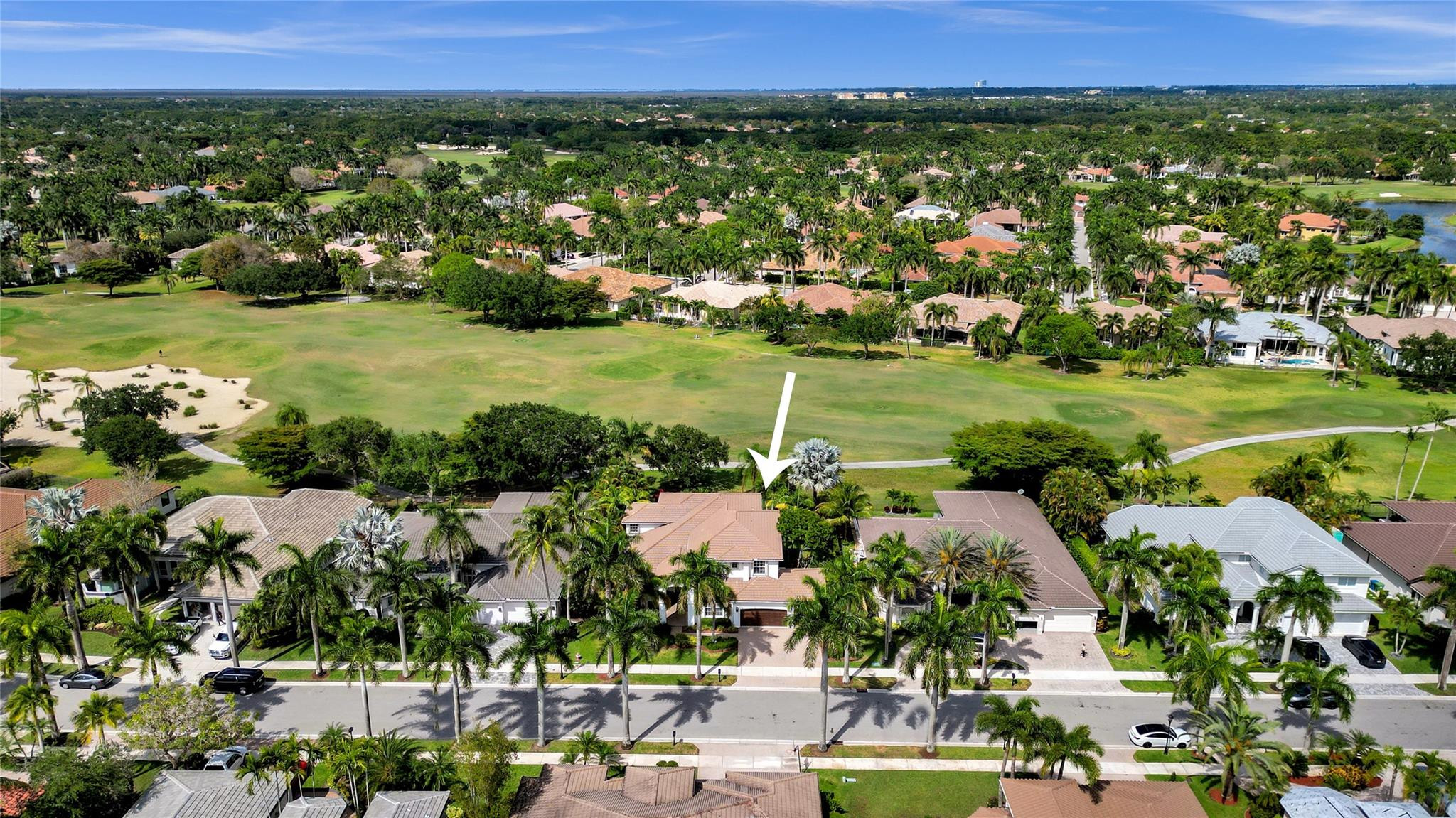 2527 Montclaire Circle