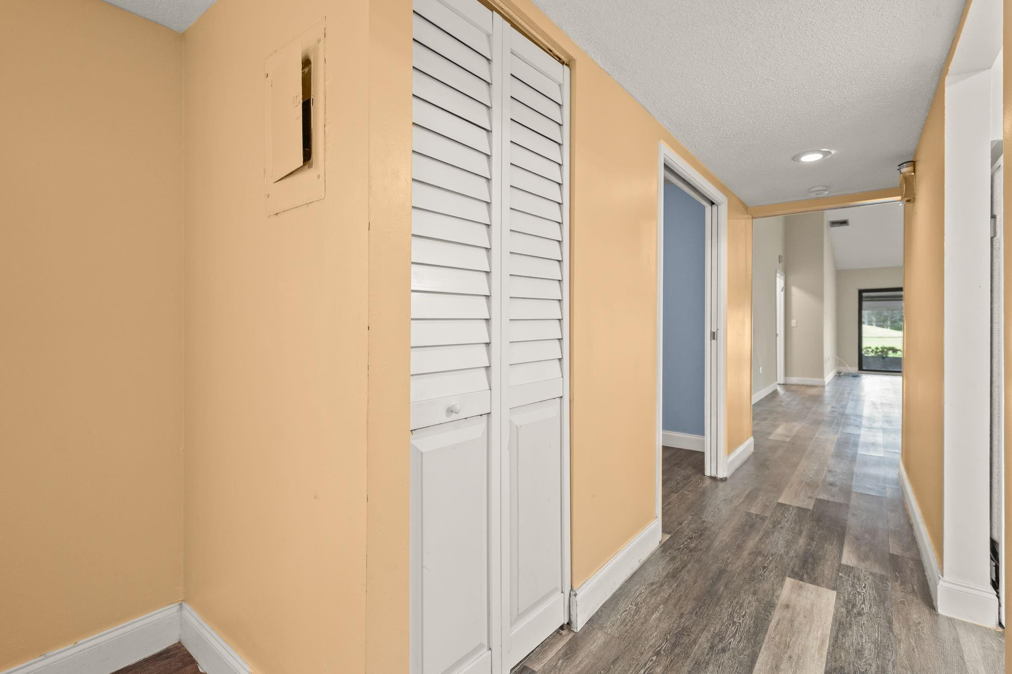 370 Fairway Circle 13