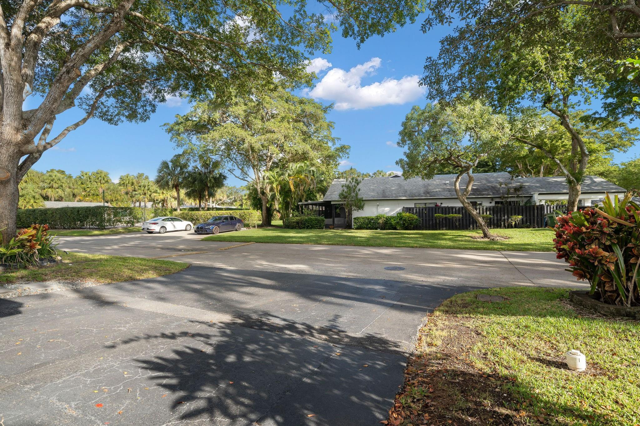 370 Fairway Circle 13