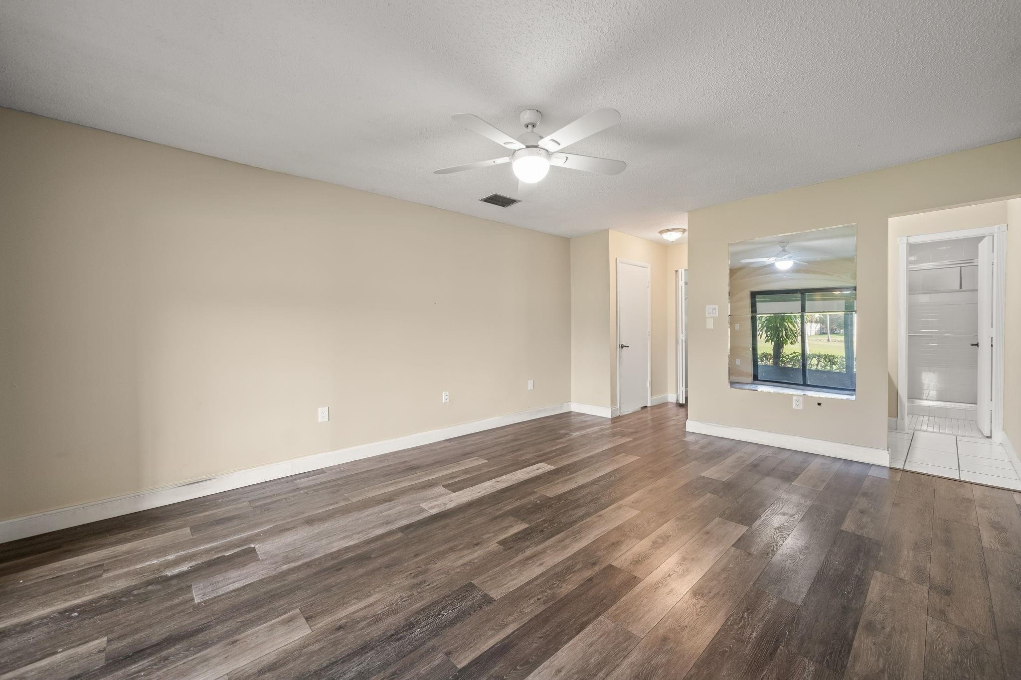 370 Fairway Circle 13