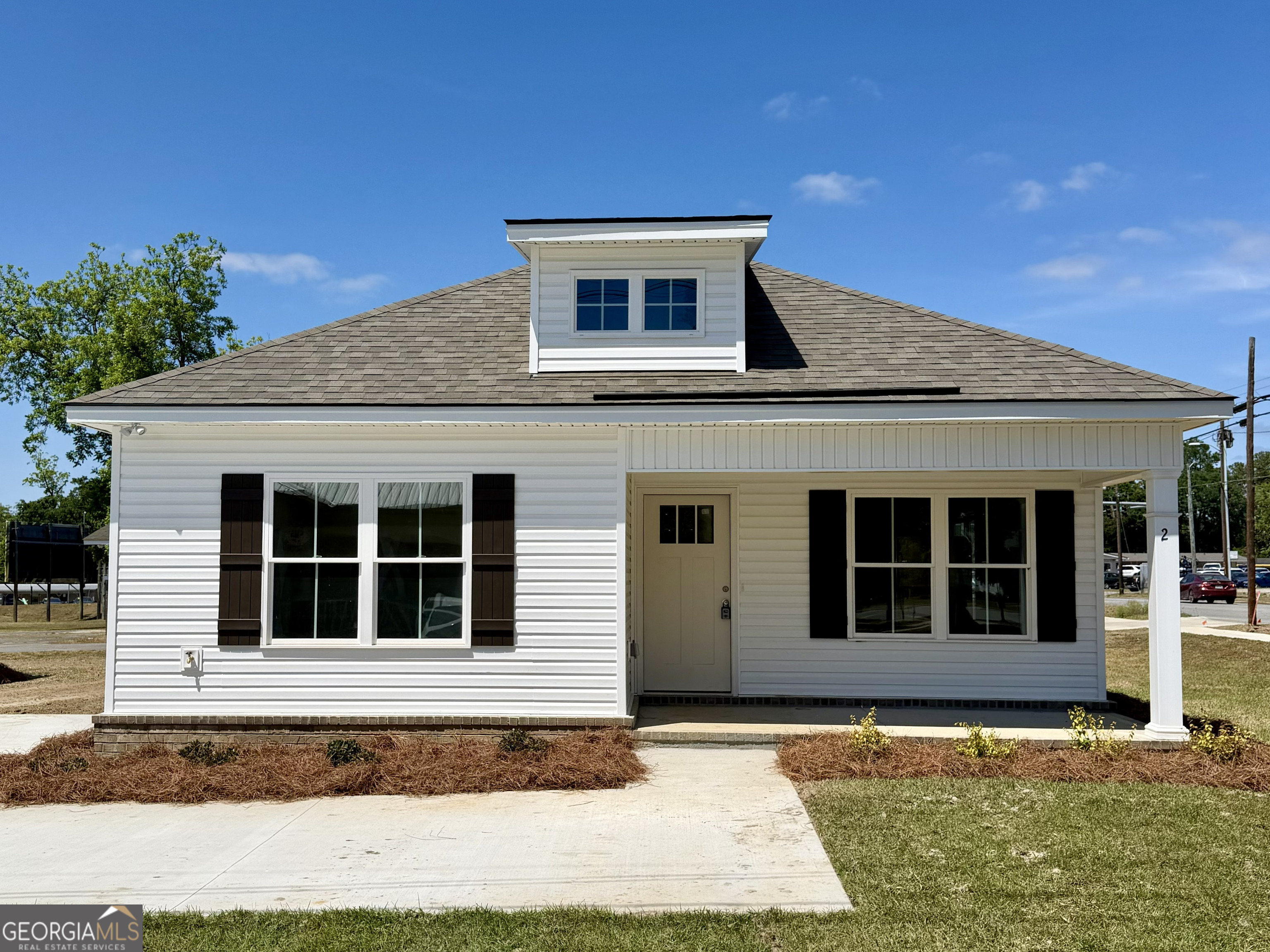 2 Roundtree Street
