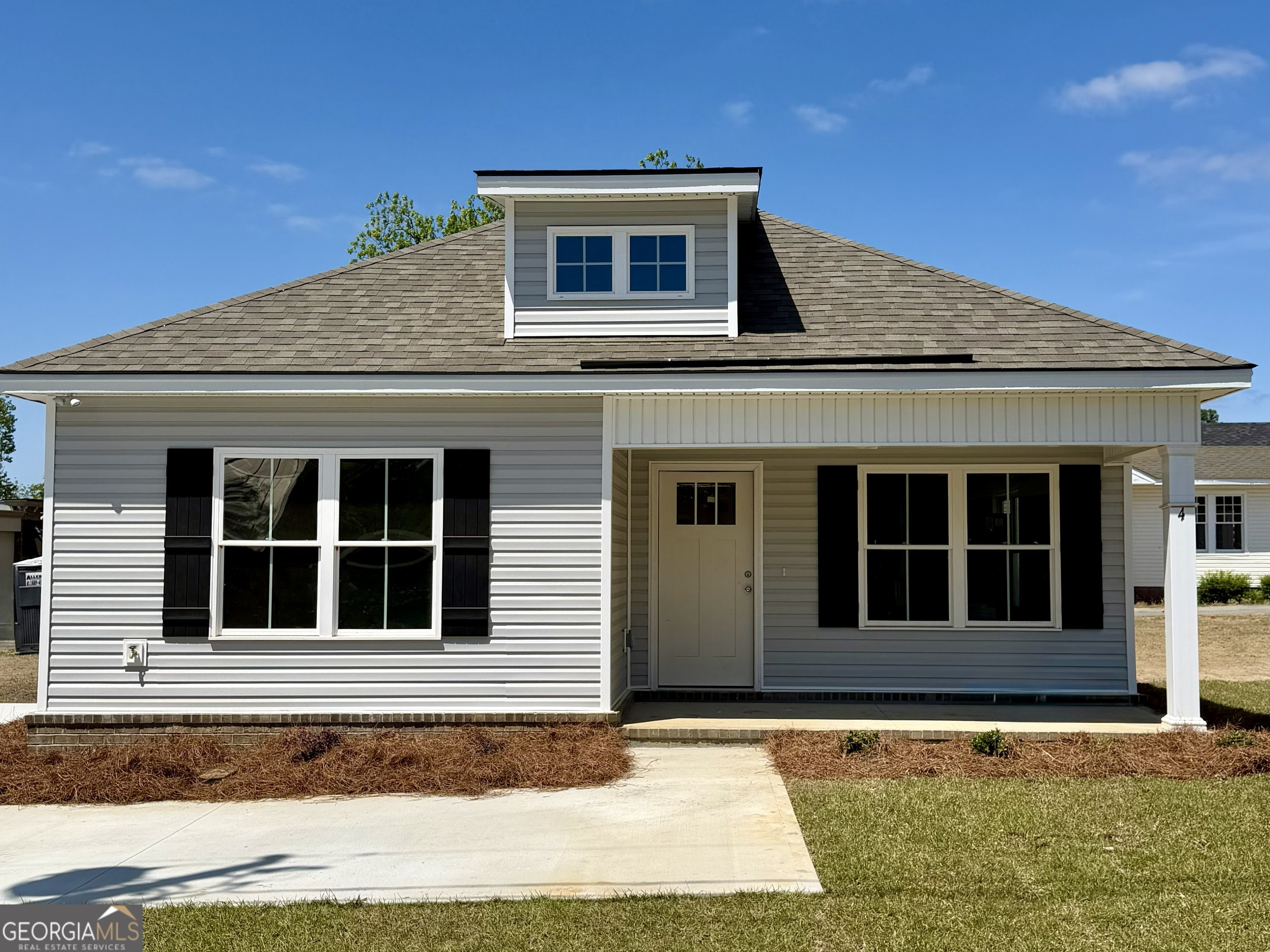 4 Roundtree Street