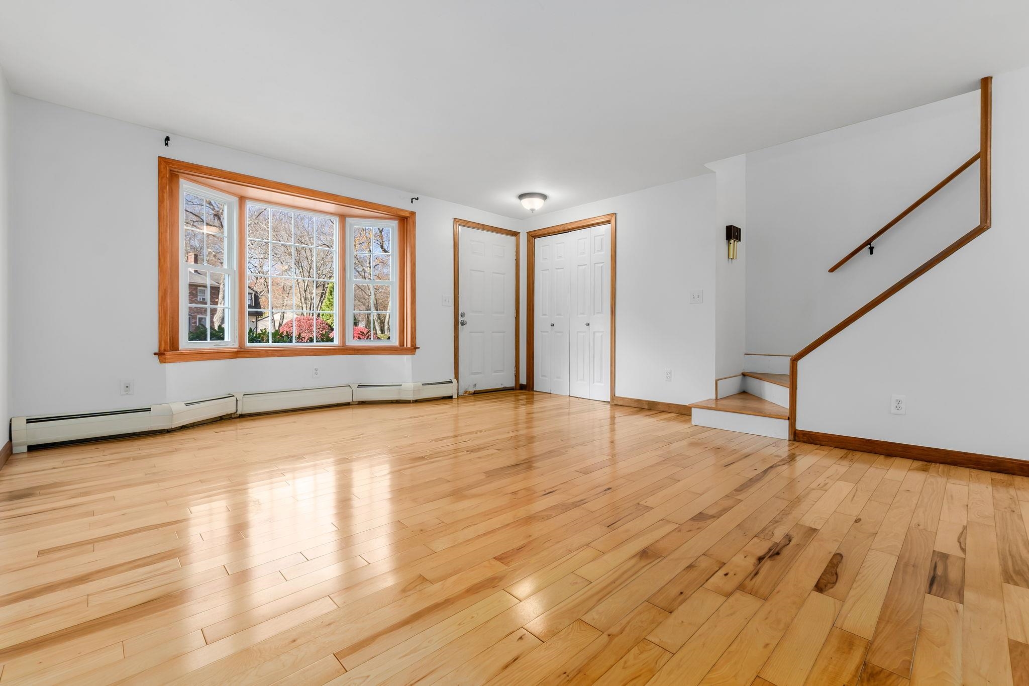 135 Forrest Street Unit: 10