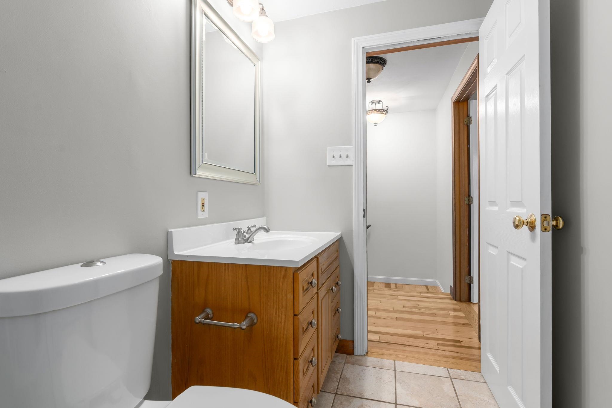 135 Forrest Street Unit: 10