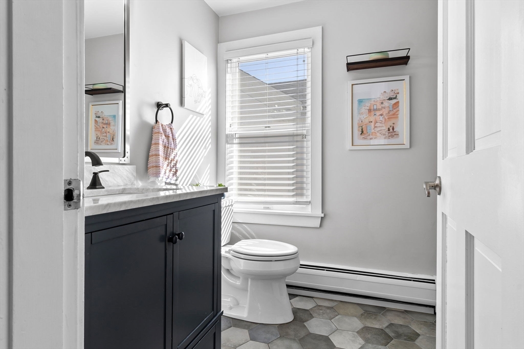 22 Purchase St # 1