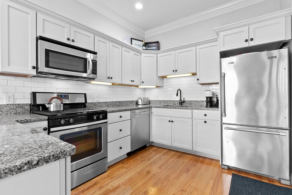 22 Purchase St # 1