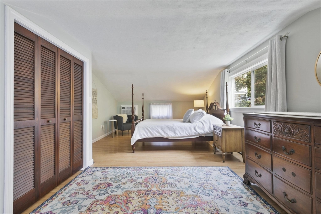 5 Hillside Ave