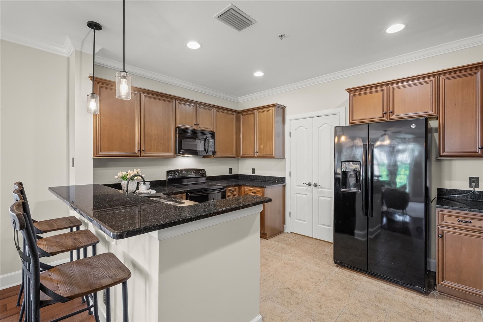 307 Seven Springs Way Unit: 302