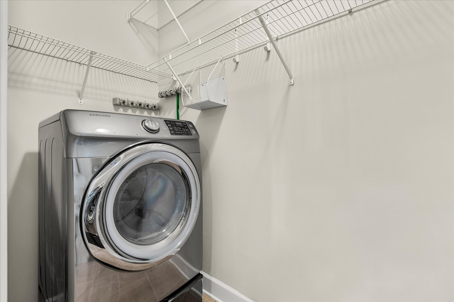 307 Seven Springs Way Unit: 302
