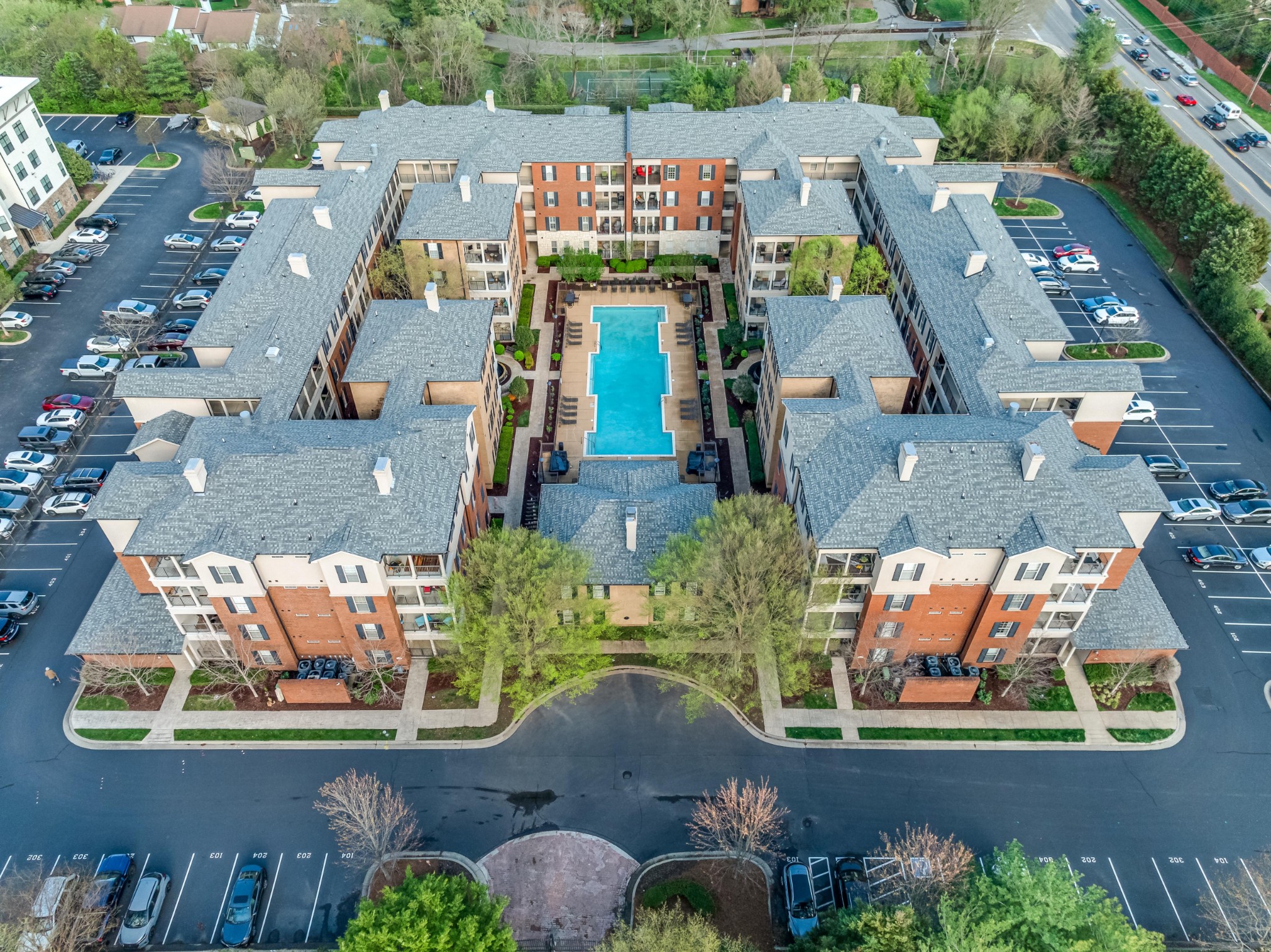 307 Seven Springs Way Unit: 302