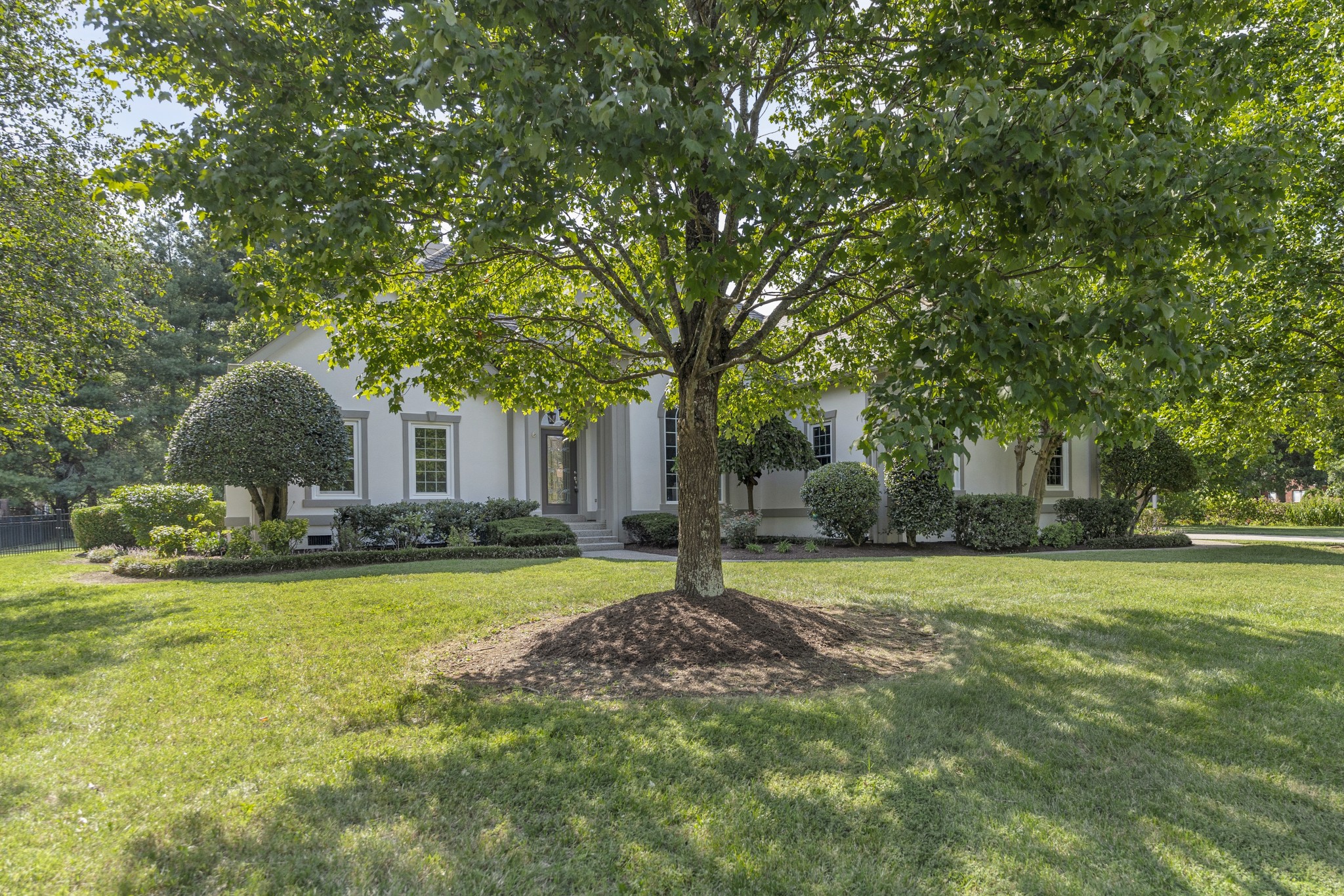 3103 Saint Johns Dr