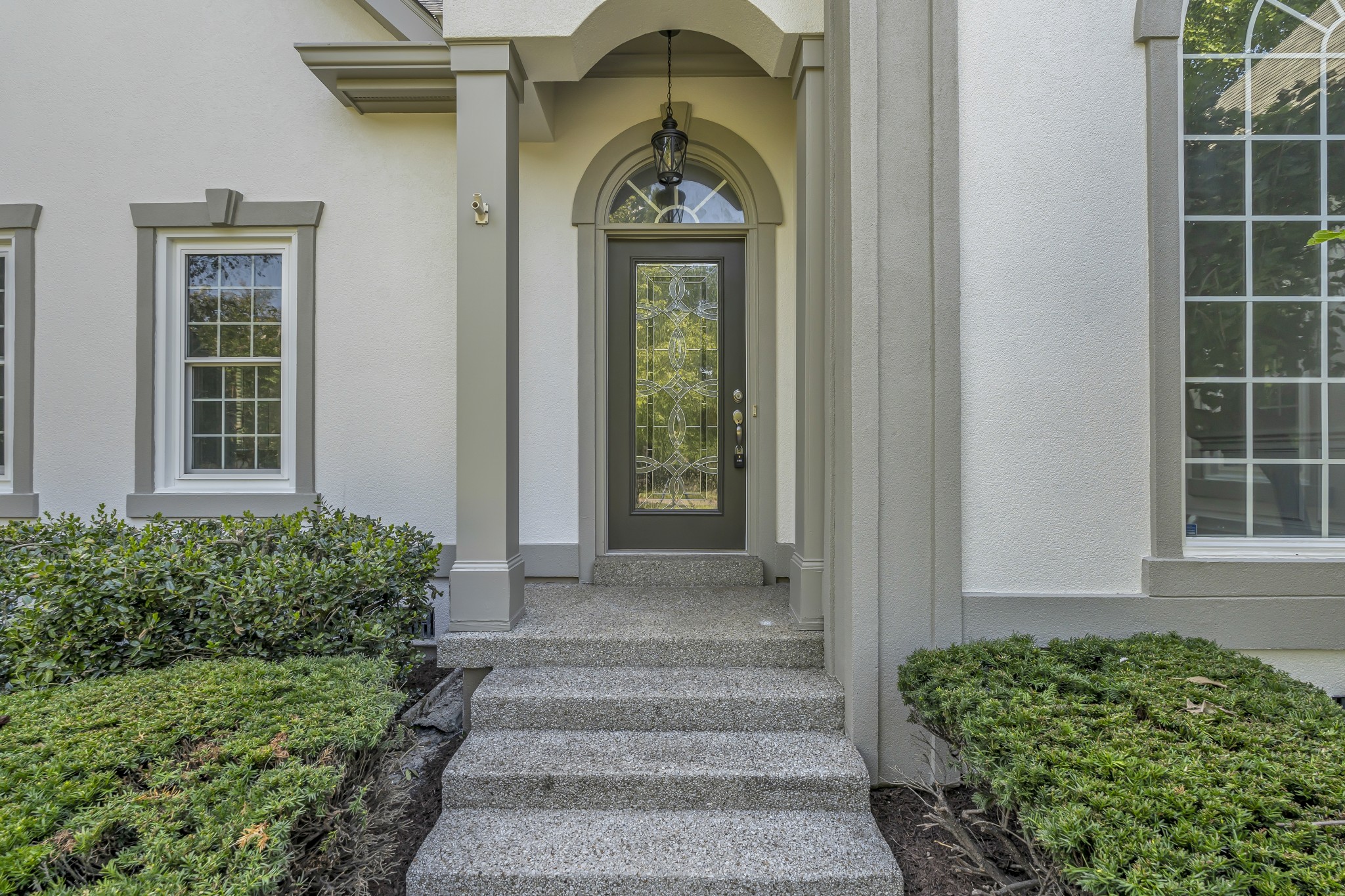 3103 Saint Johns Dr