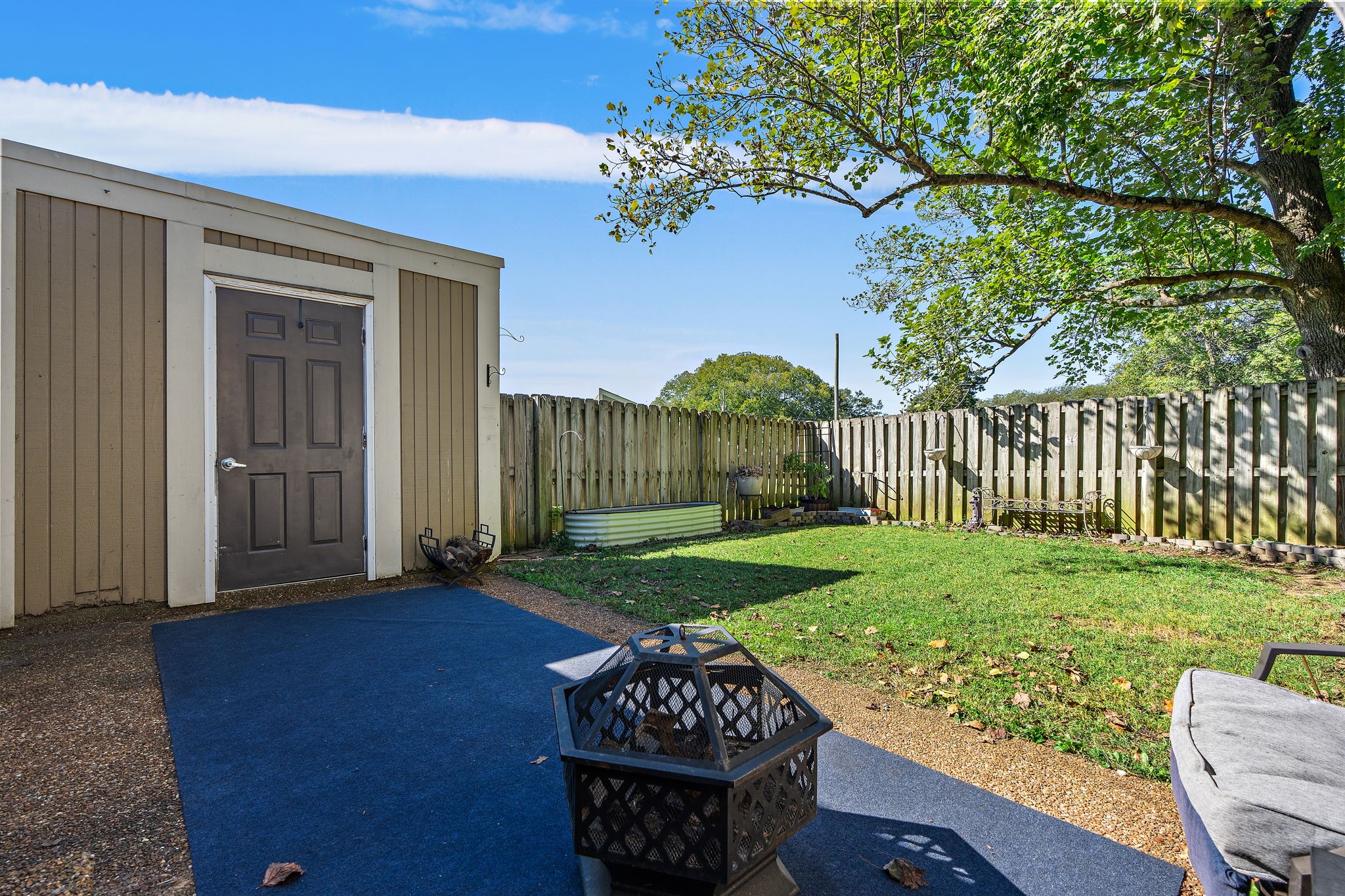 813 Williamsburg West Dr