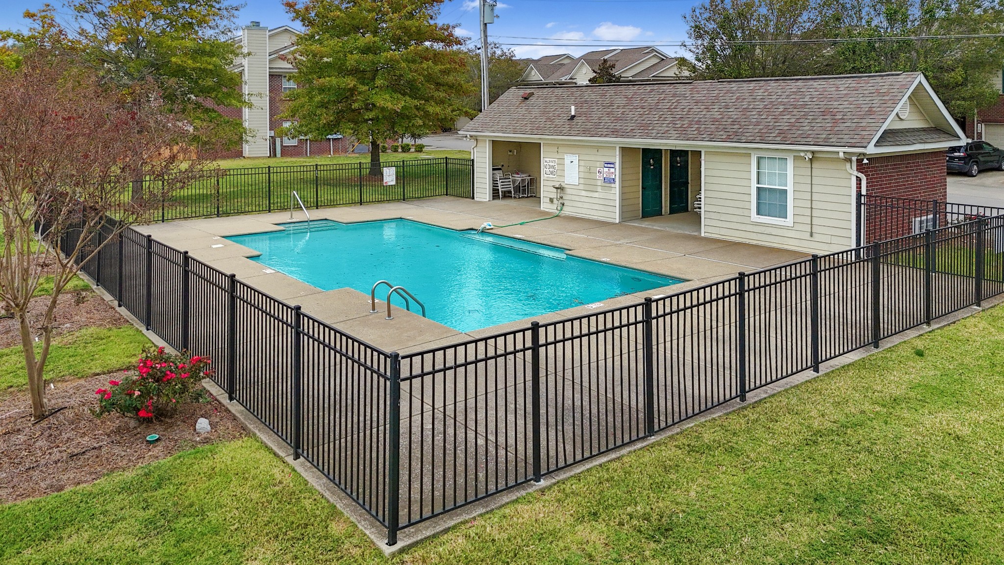 420 Heath Pl