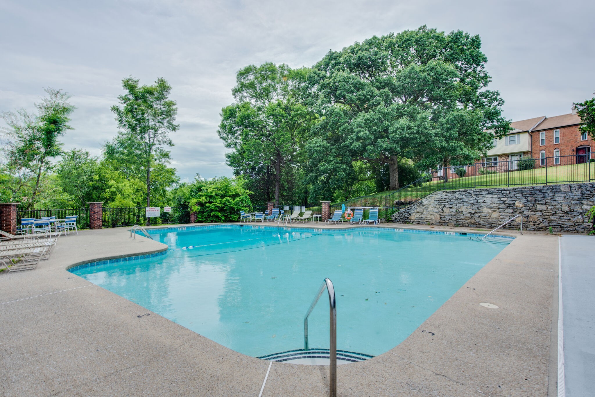 331 Huntington Ridge Dr