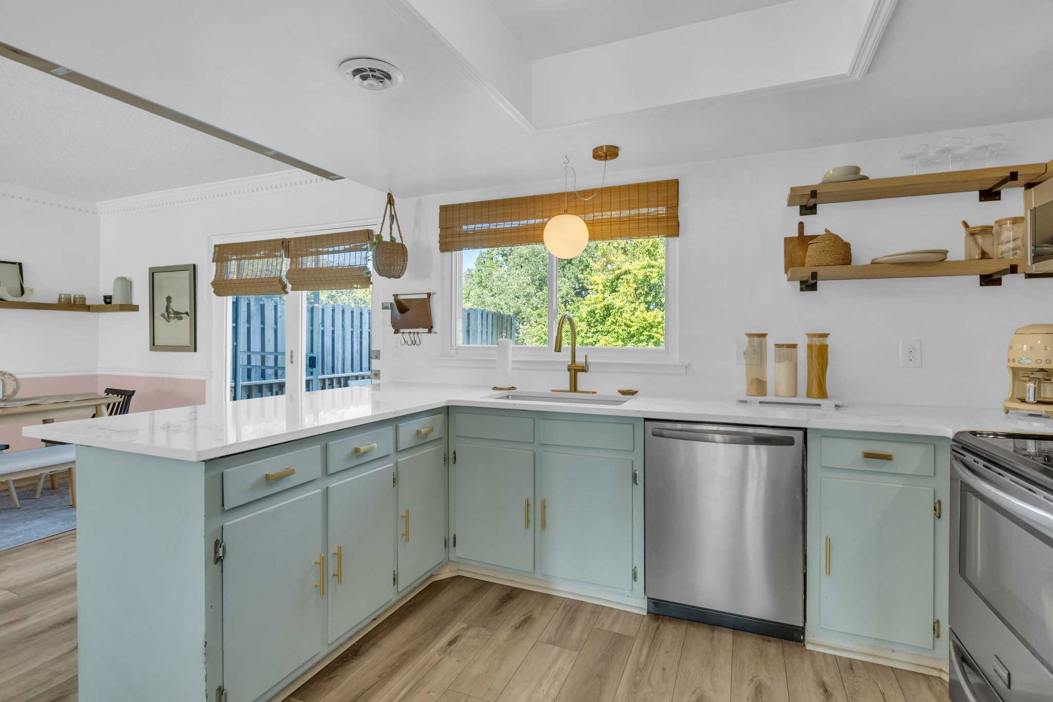 331 Huntington Ridge Dr