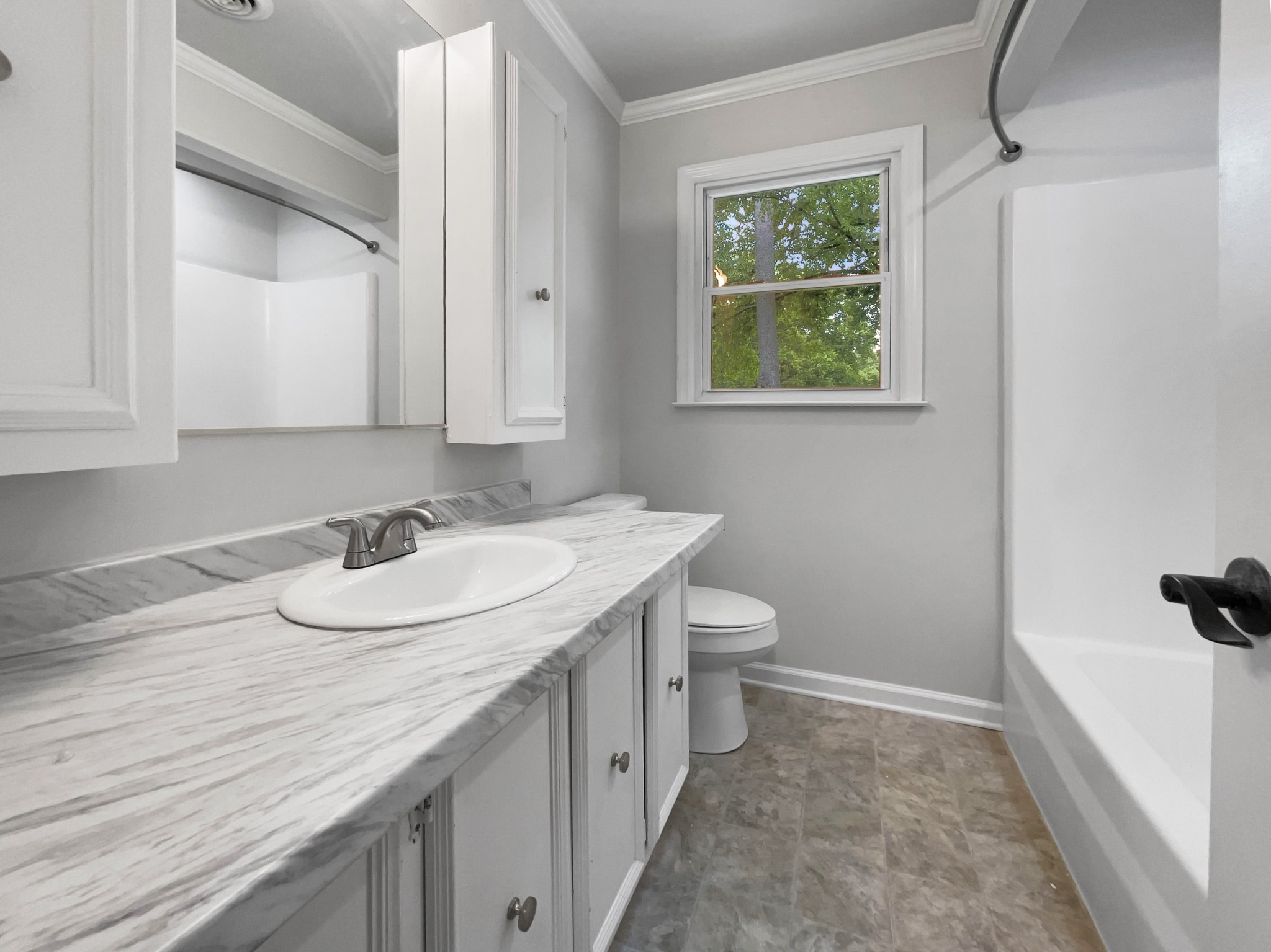 107 Cayce Valley Dr