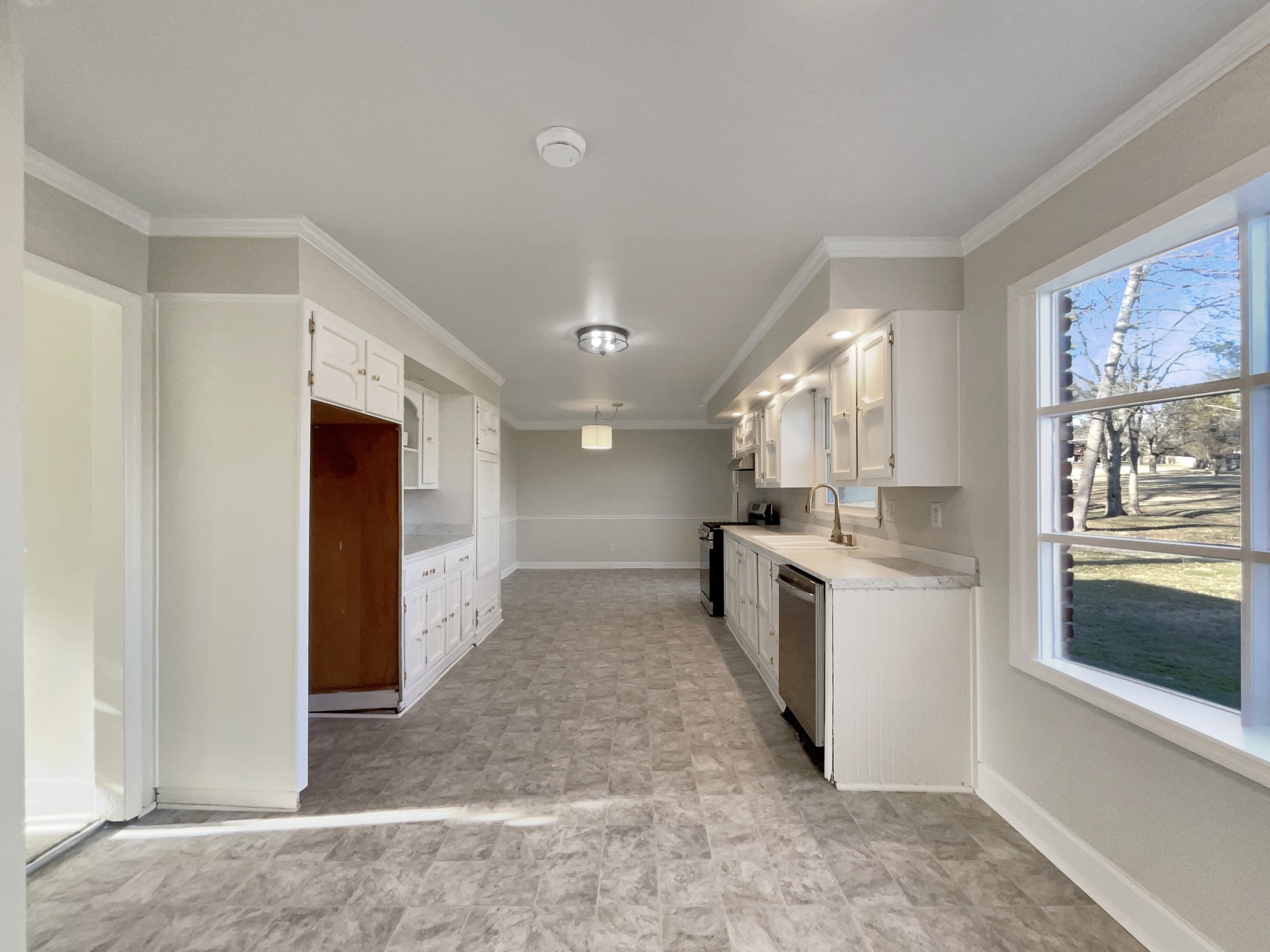 107 Cayce Valley Dr