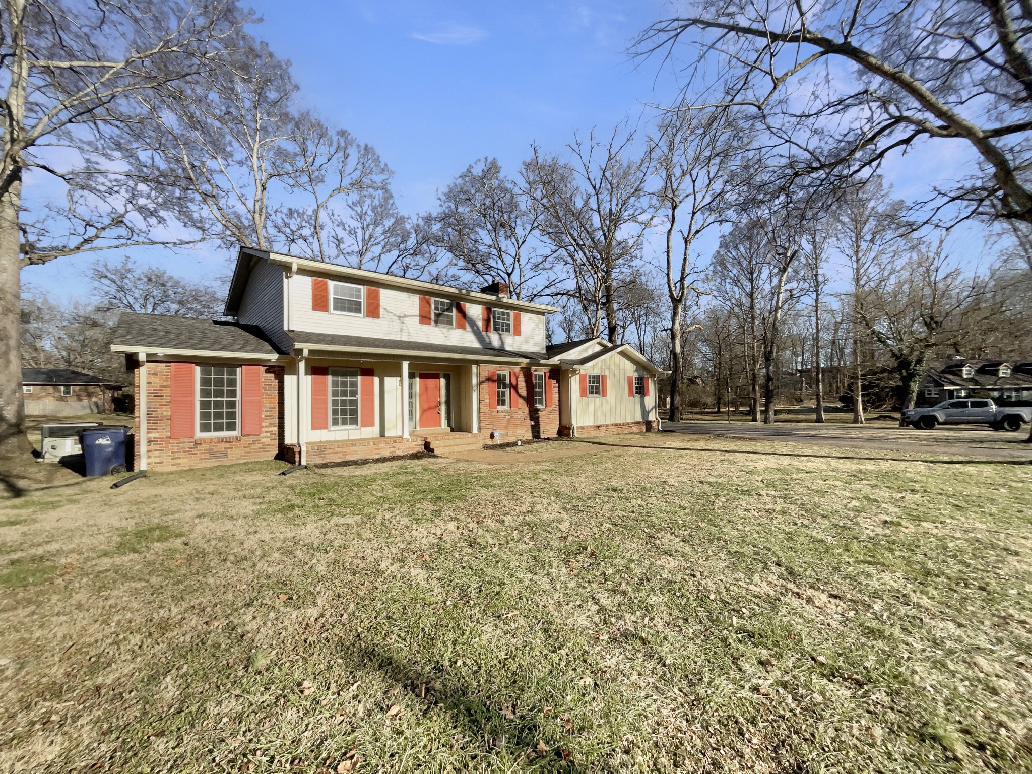 107 Cayce Valley Dr
