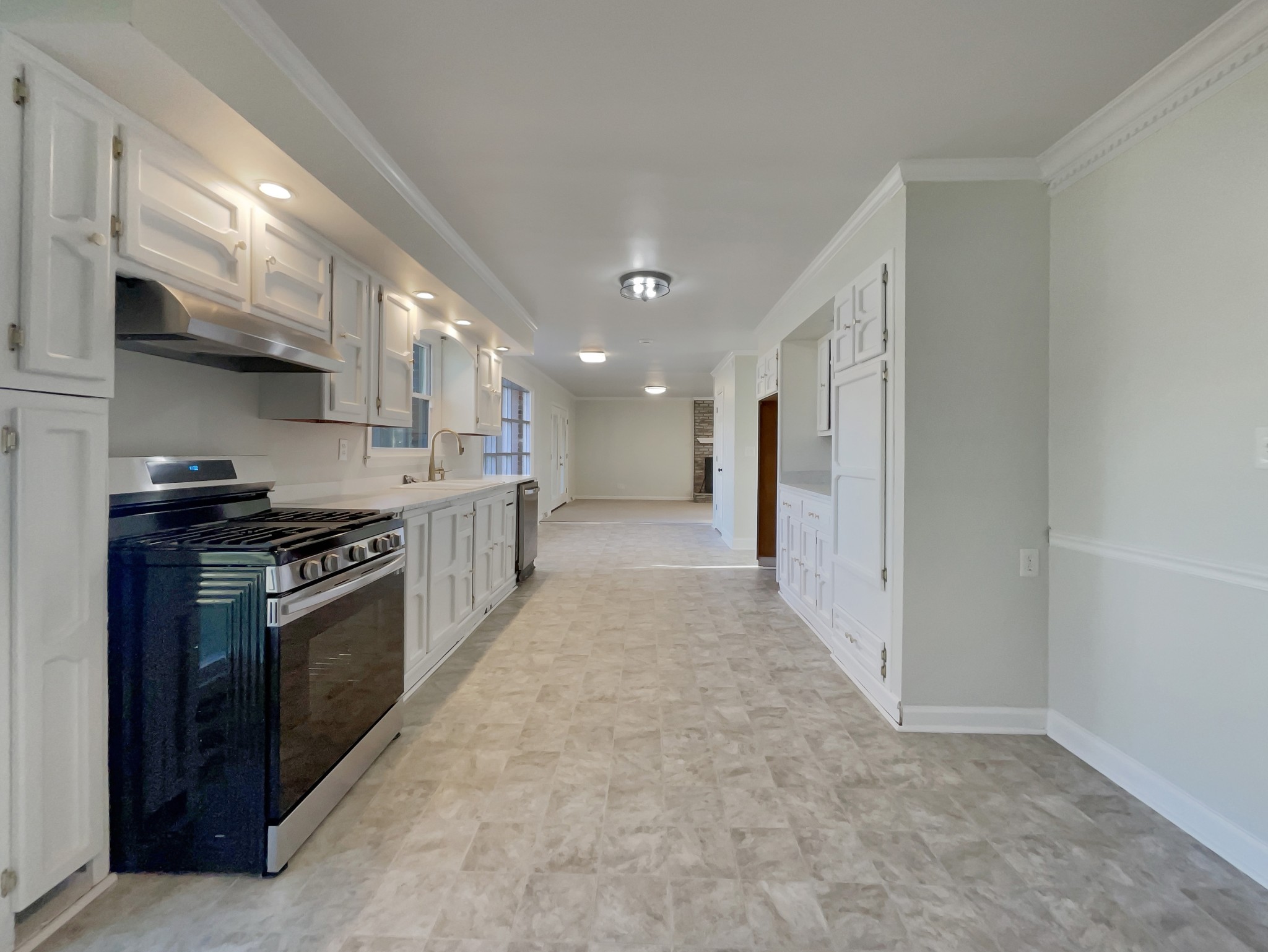 107 Cayce Valley Dr