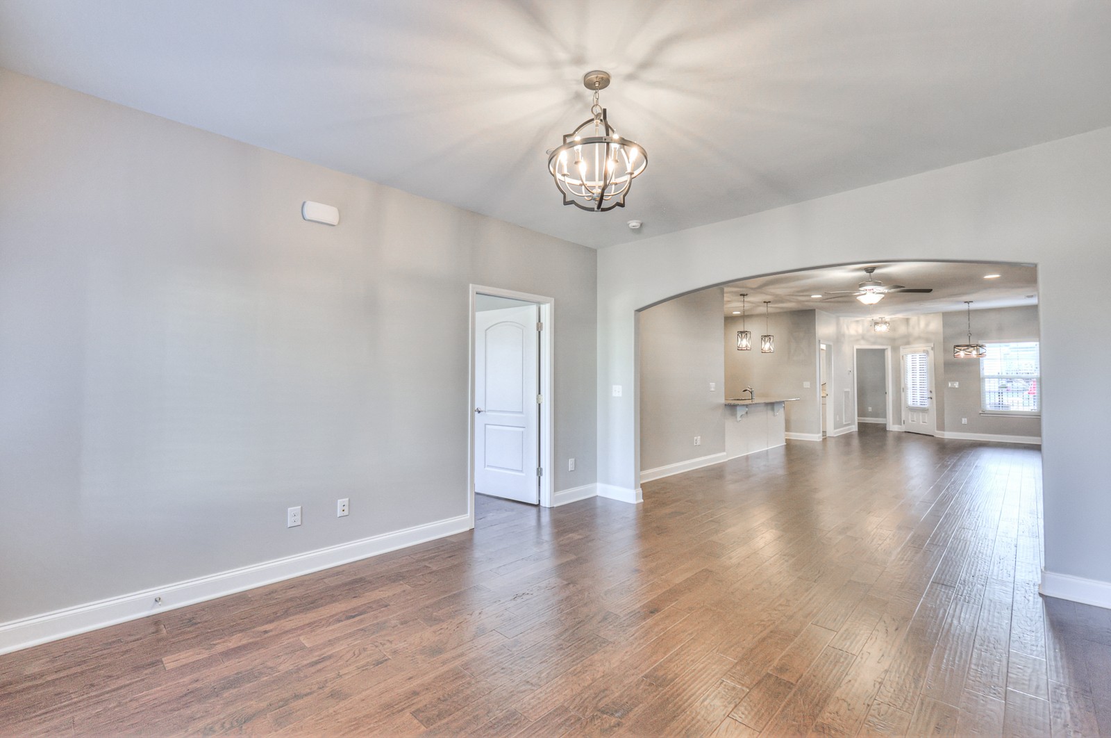 633 Weybridge Dr