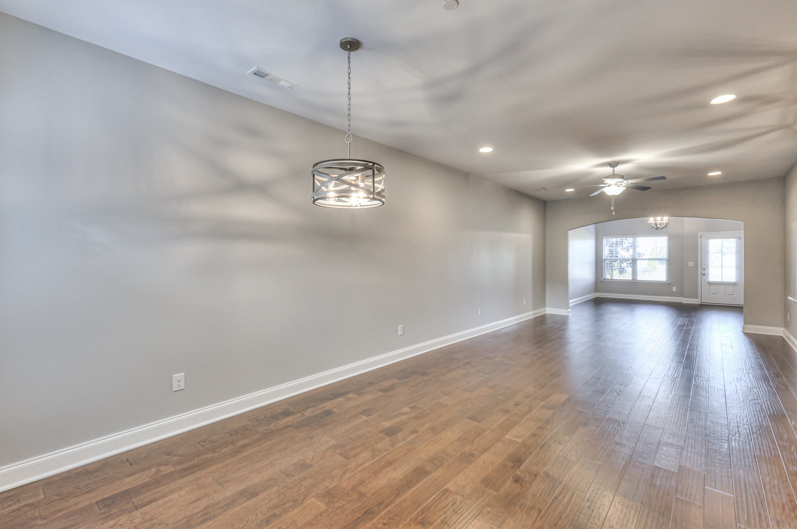 633 Weybridge Dr