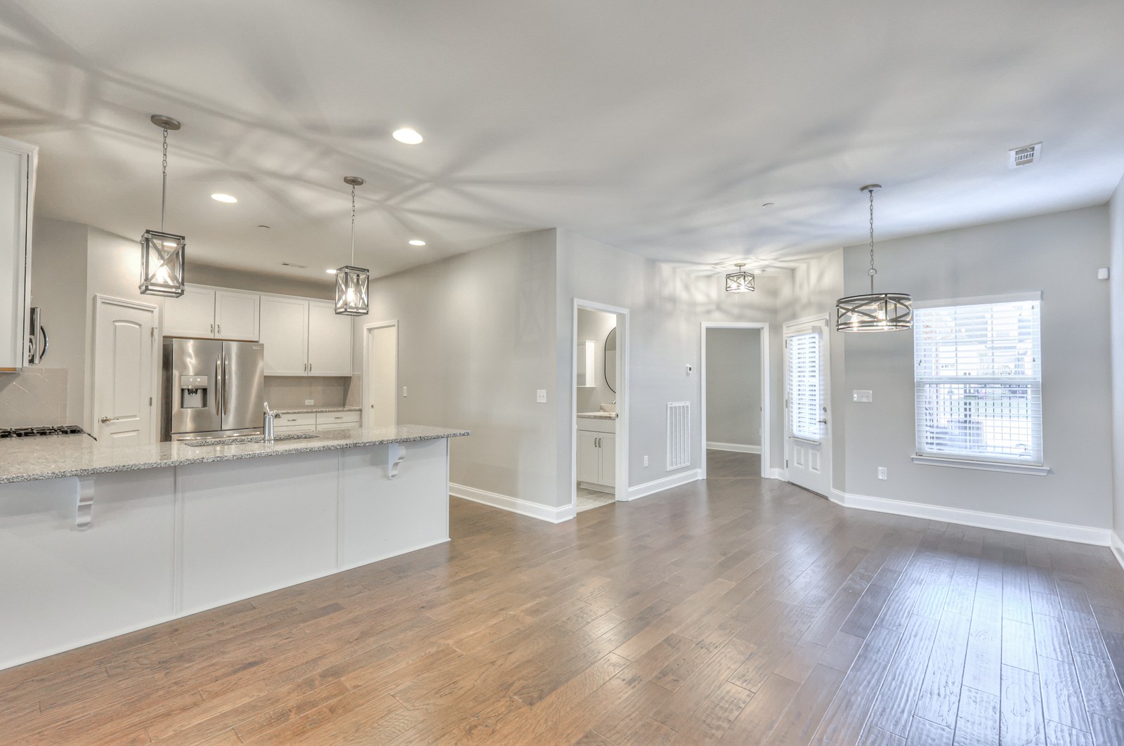 633 Weybridge Dr