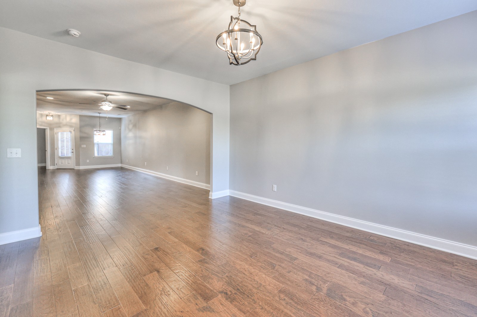 633 Weybridge Dr