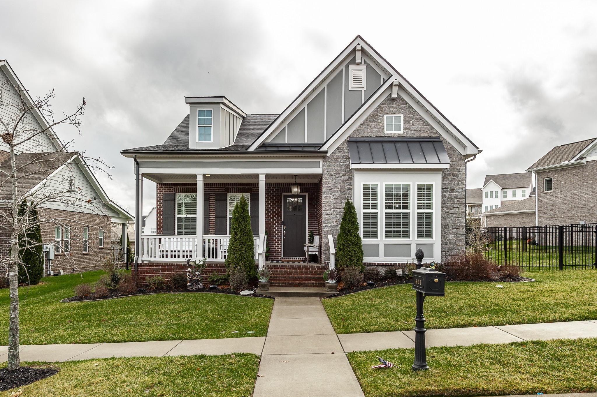 621 Vickery Park Dr