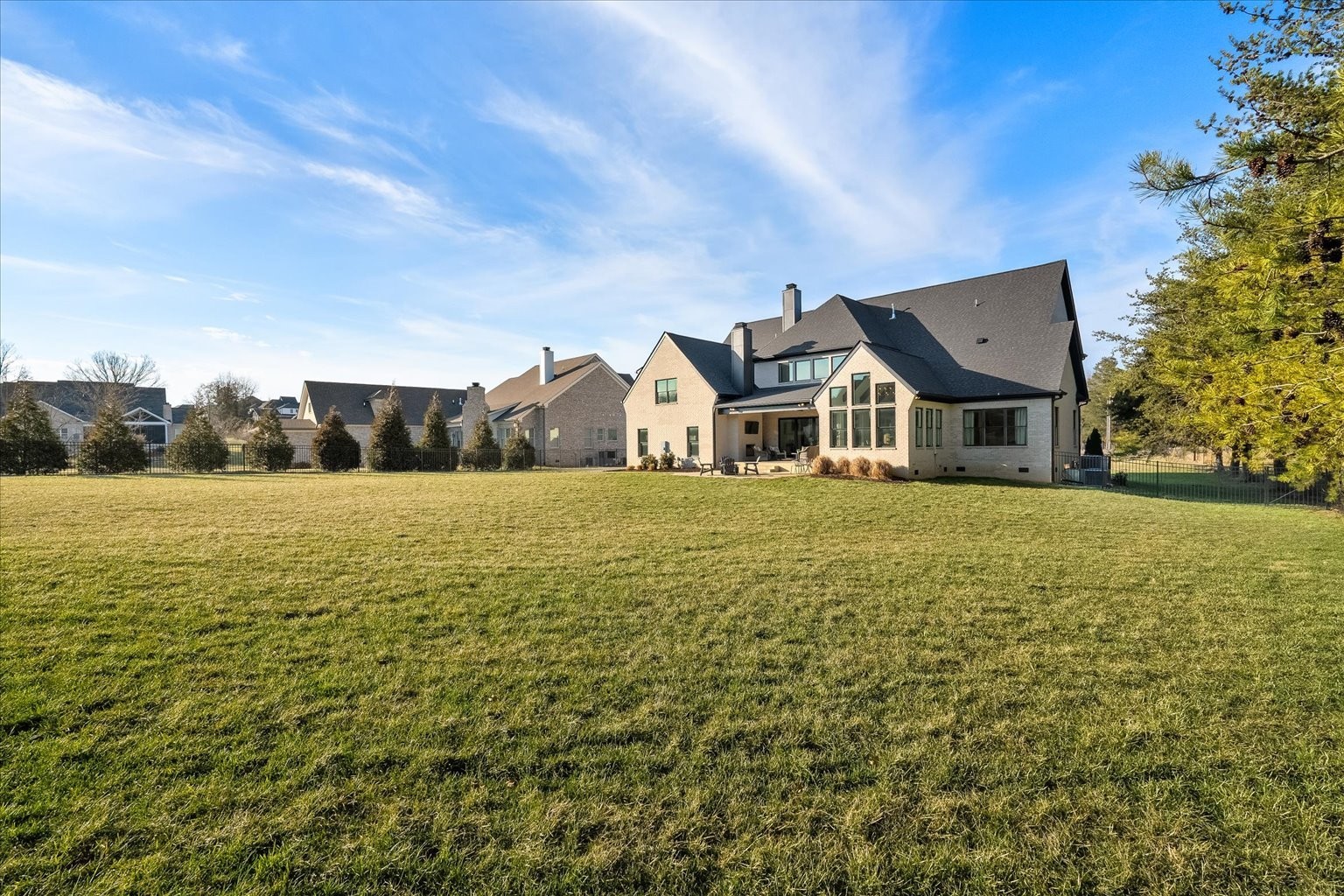 105 Stillwind Ct
