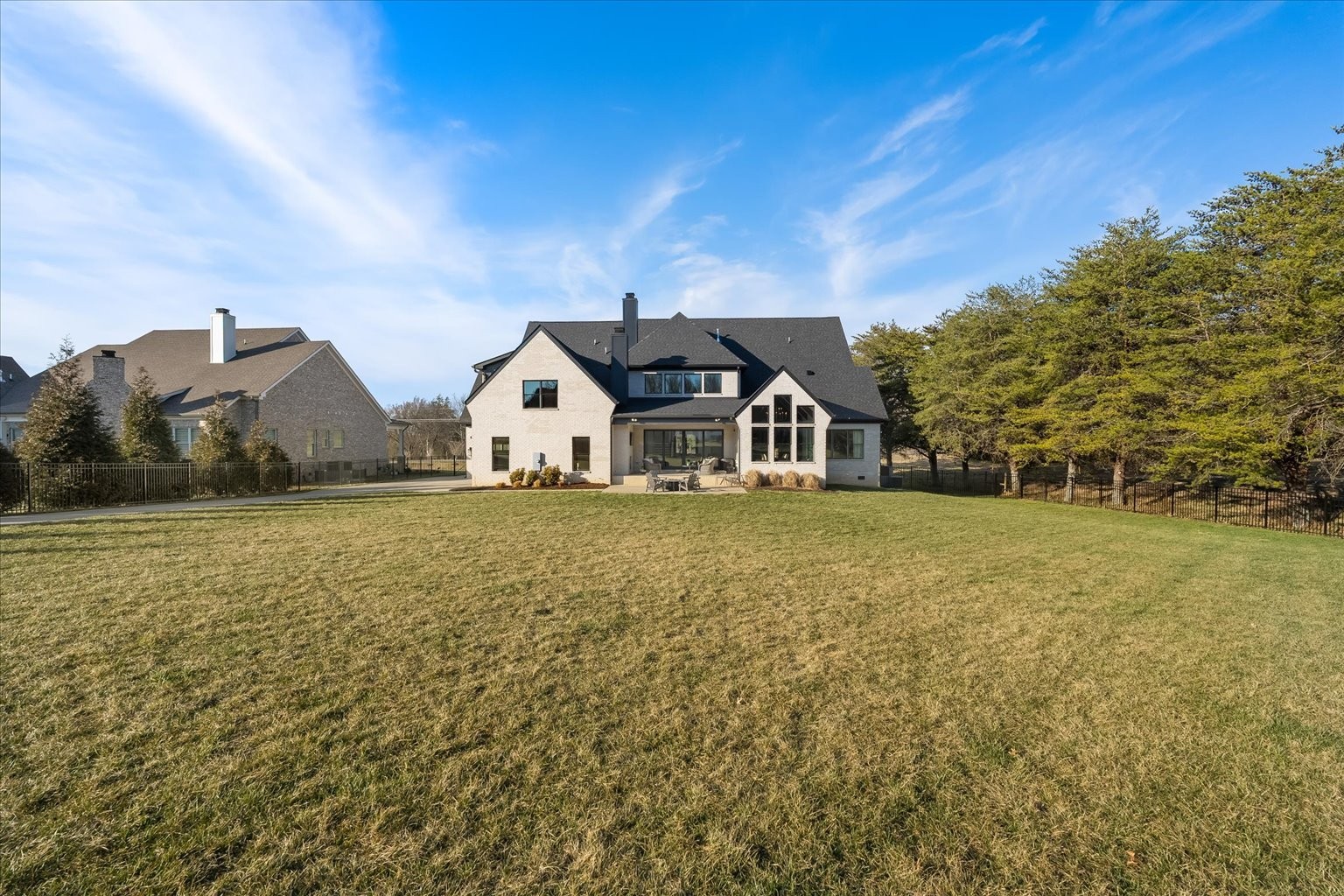 105 Stillwind Ct