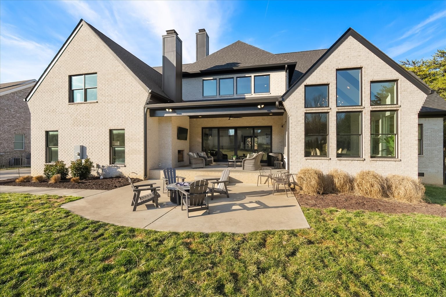 105 Stillwind Ct