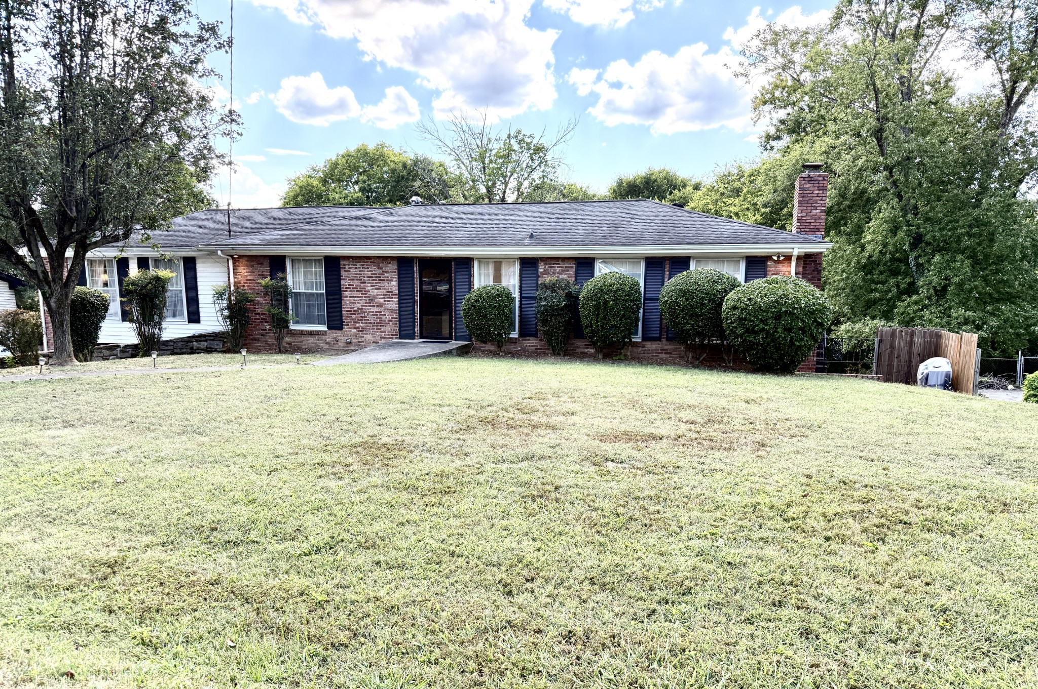 112 Blue Hills Ct