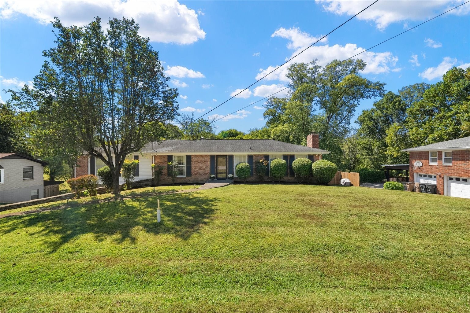 112 Blue Hills Ct