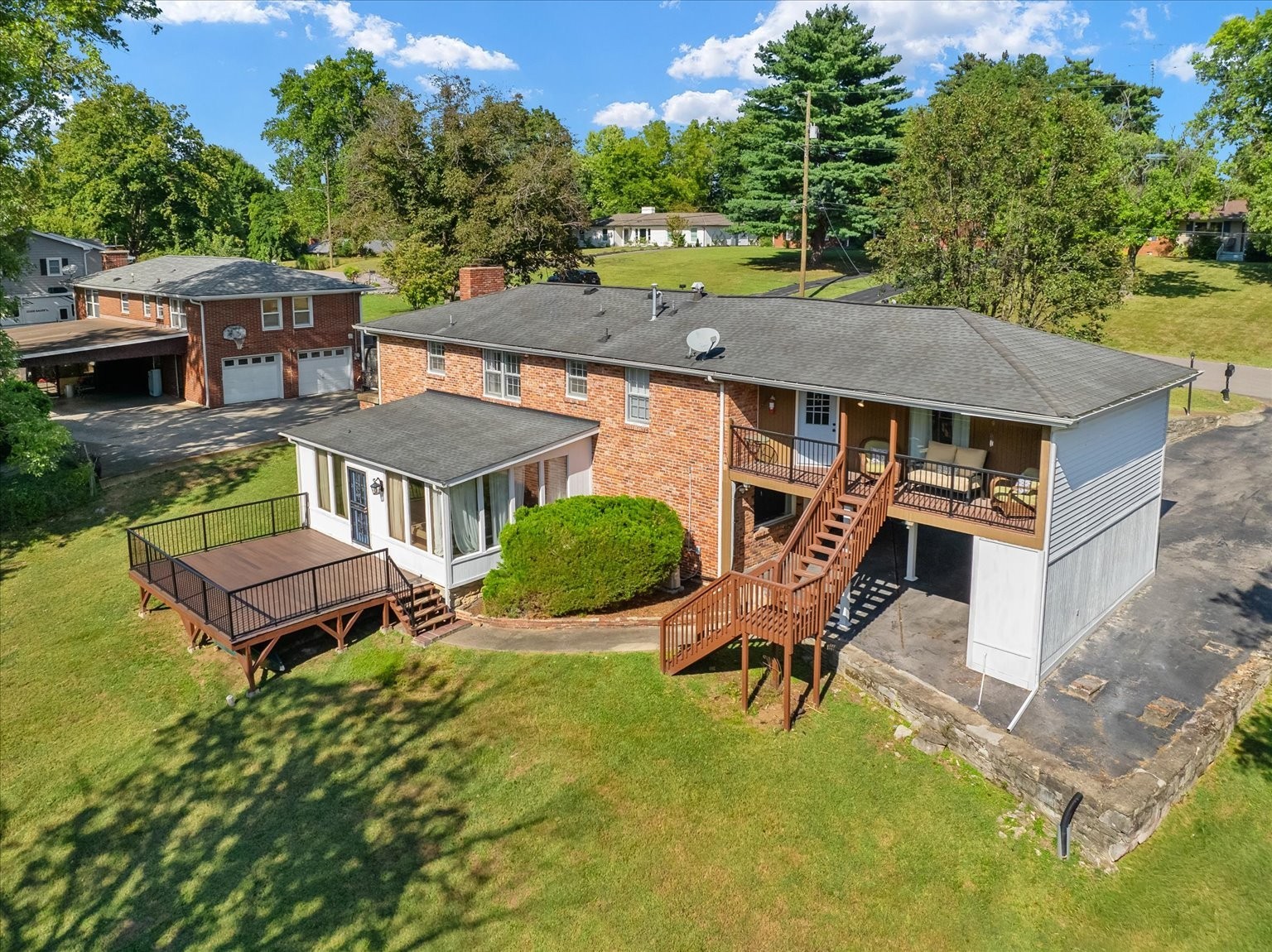 112 Blue Hills Ct