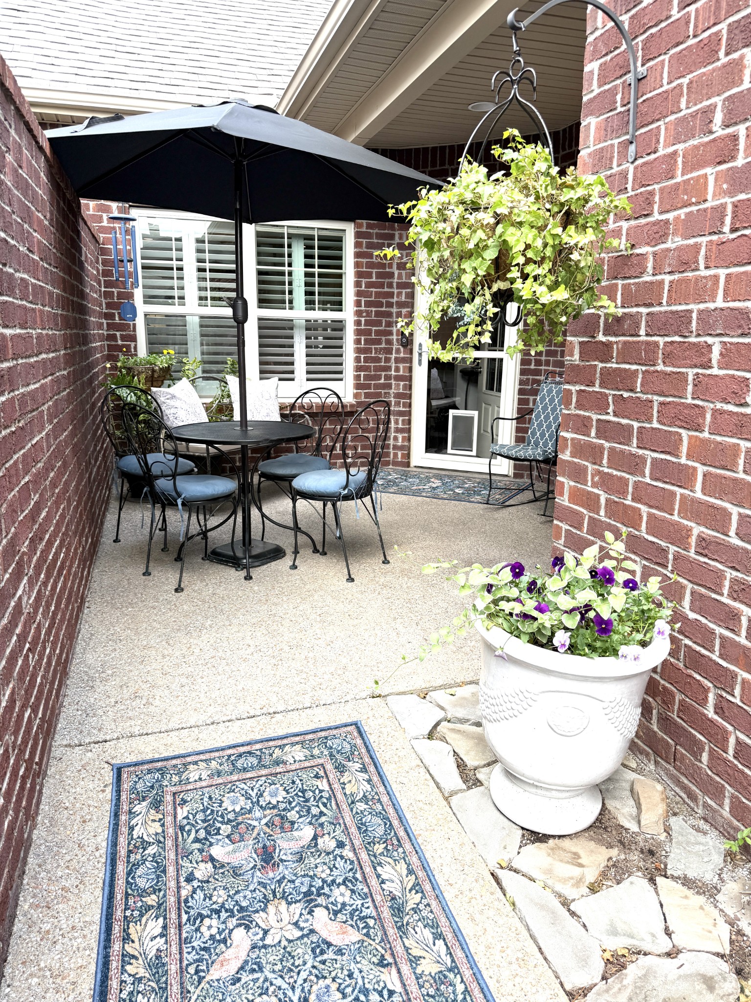 841 Cottage House Ln