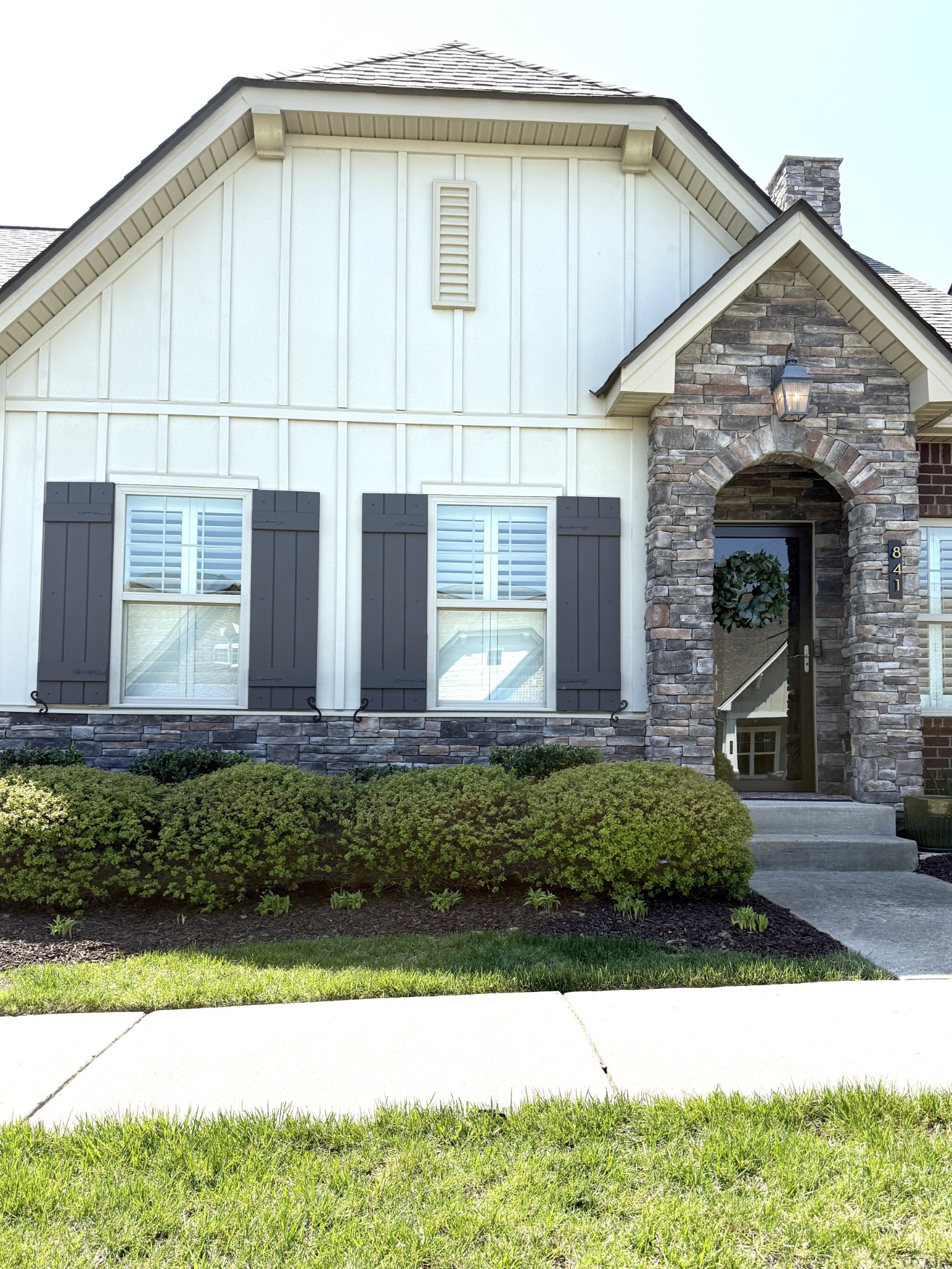 841 Cottage House Ln