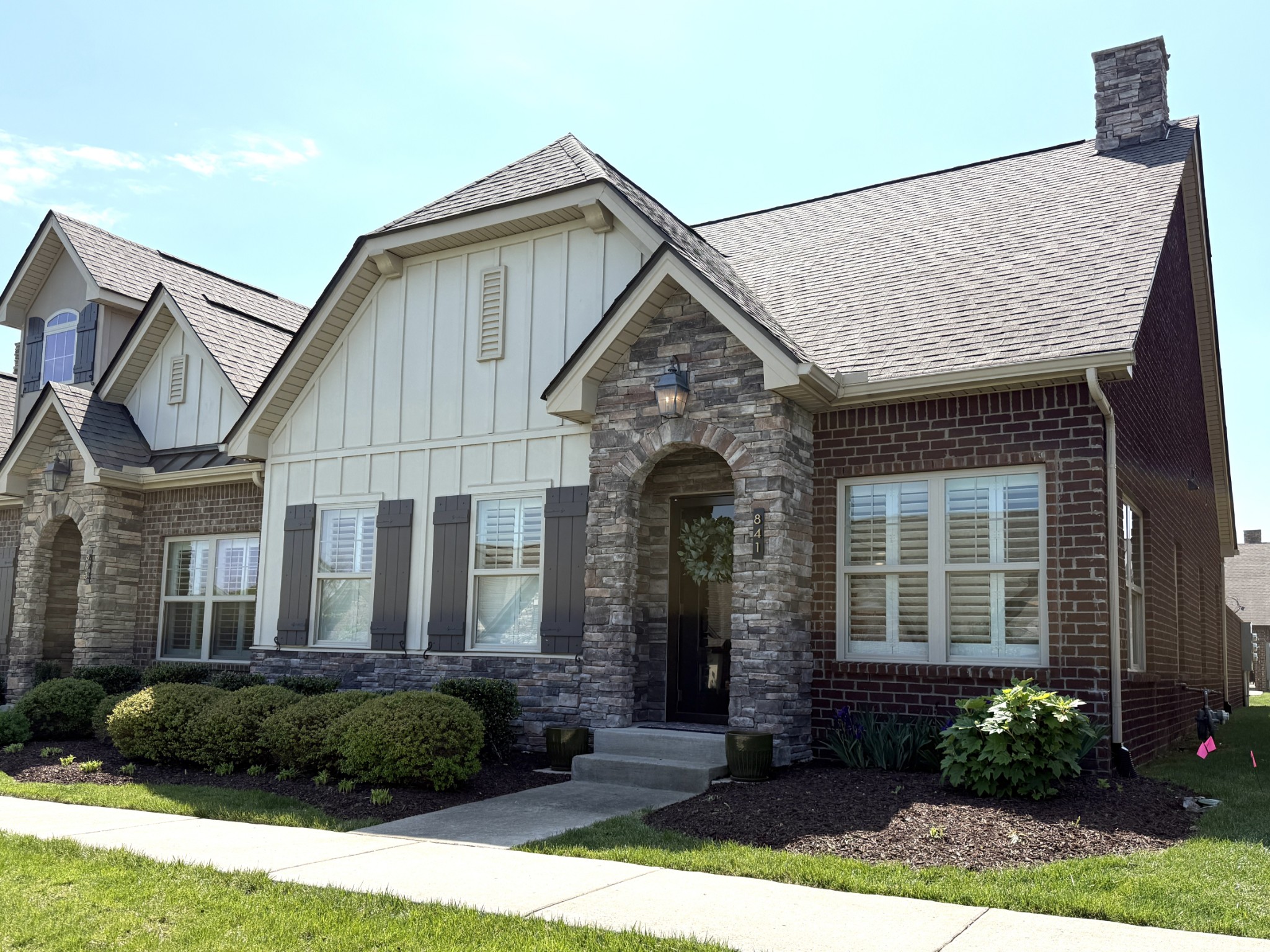 841 Cottage House Ln