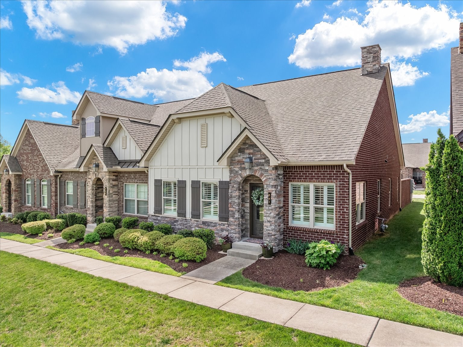 841 Cottage House Ln