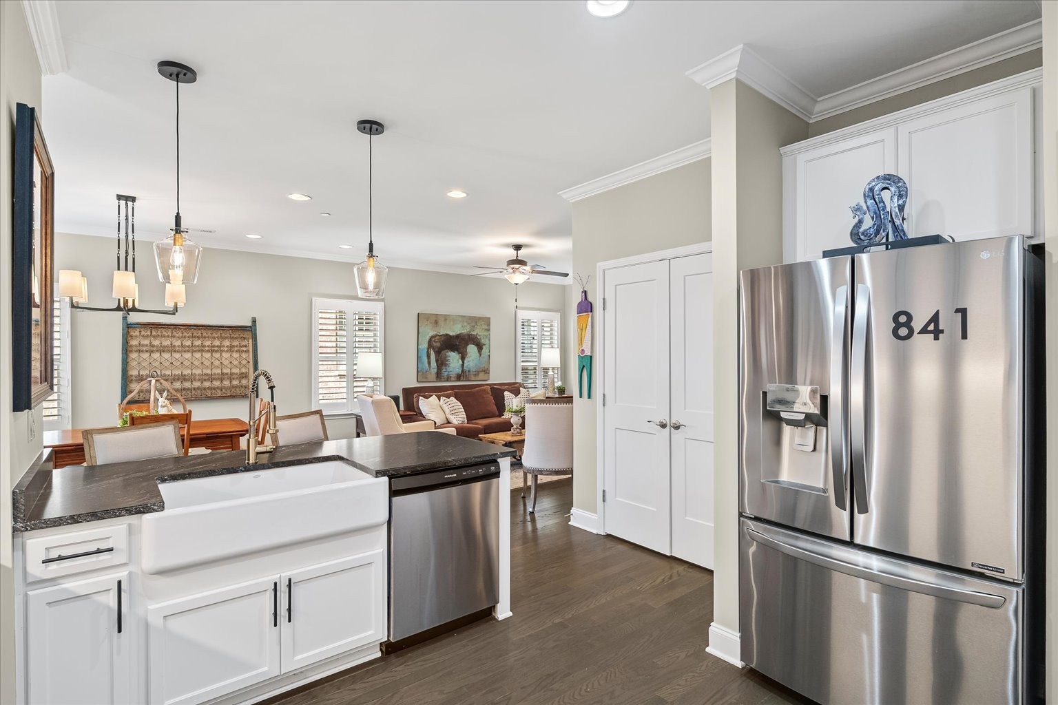 841 Cottage House Ln